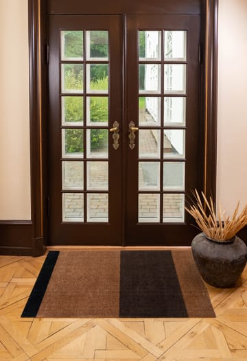 Stripes by tica tapis de couloir horizontal - Cognac-dark brown-black, 90x130 cm - tica copenhagen
