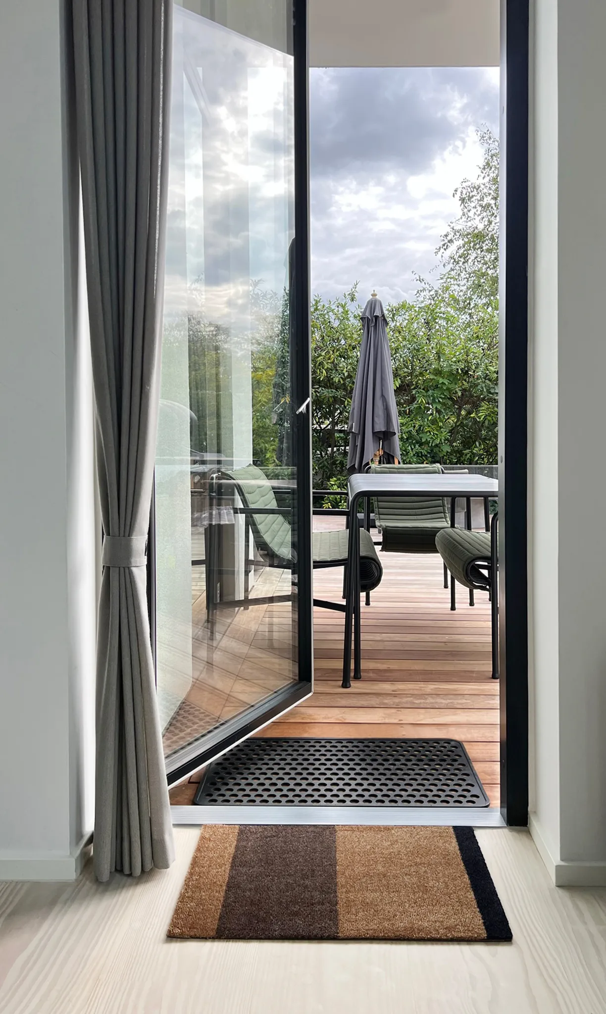 Stripes paillasson horizontal, Cognac-dark brown-black, 40x60 cm tica copenhagen