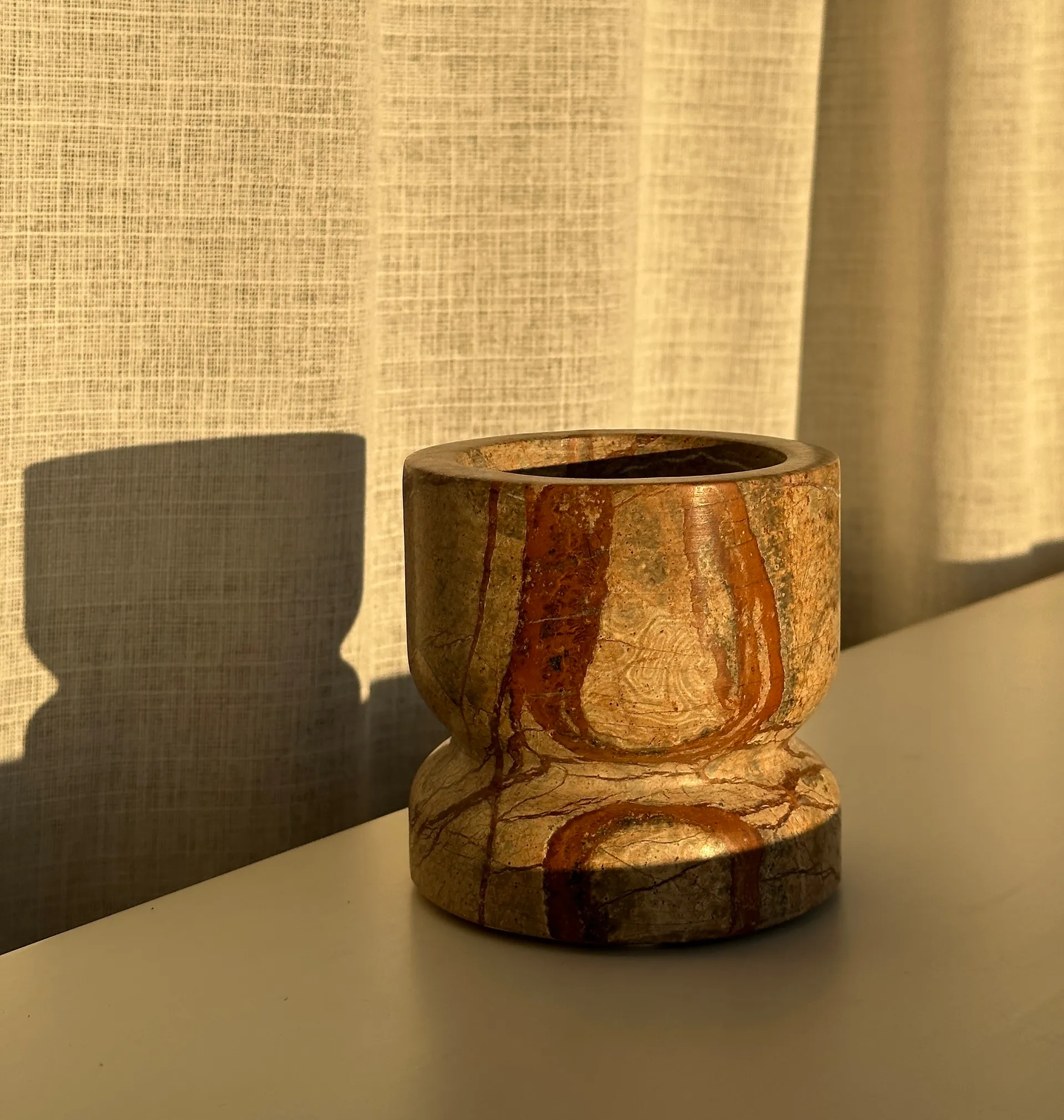 Bol Dahl, Red stone Tinted