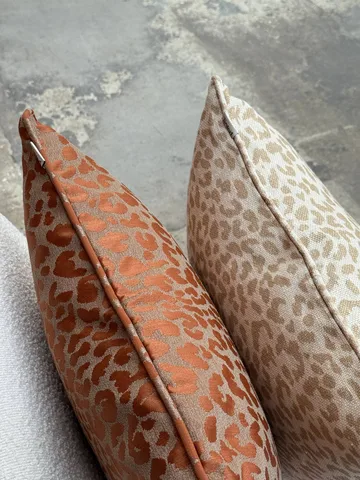 Coussin décoratif Norell - Leopard beige-off white, 50x50 cm - Tinted