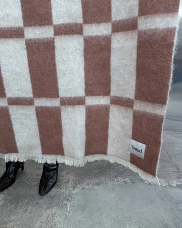 Plaid en mohair Hallin - Off white-rust, 130x170 cm - Tinted