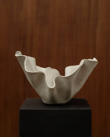 Sculpture Amnell - Beige, 29x18 cm - Tinted