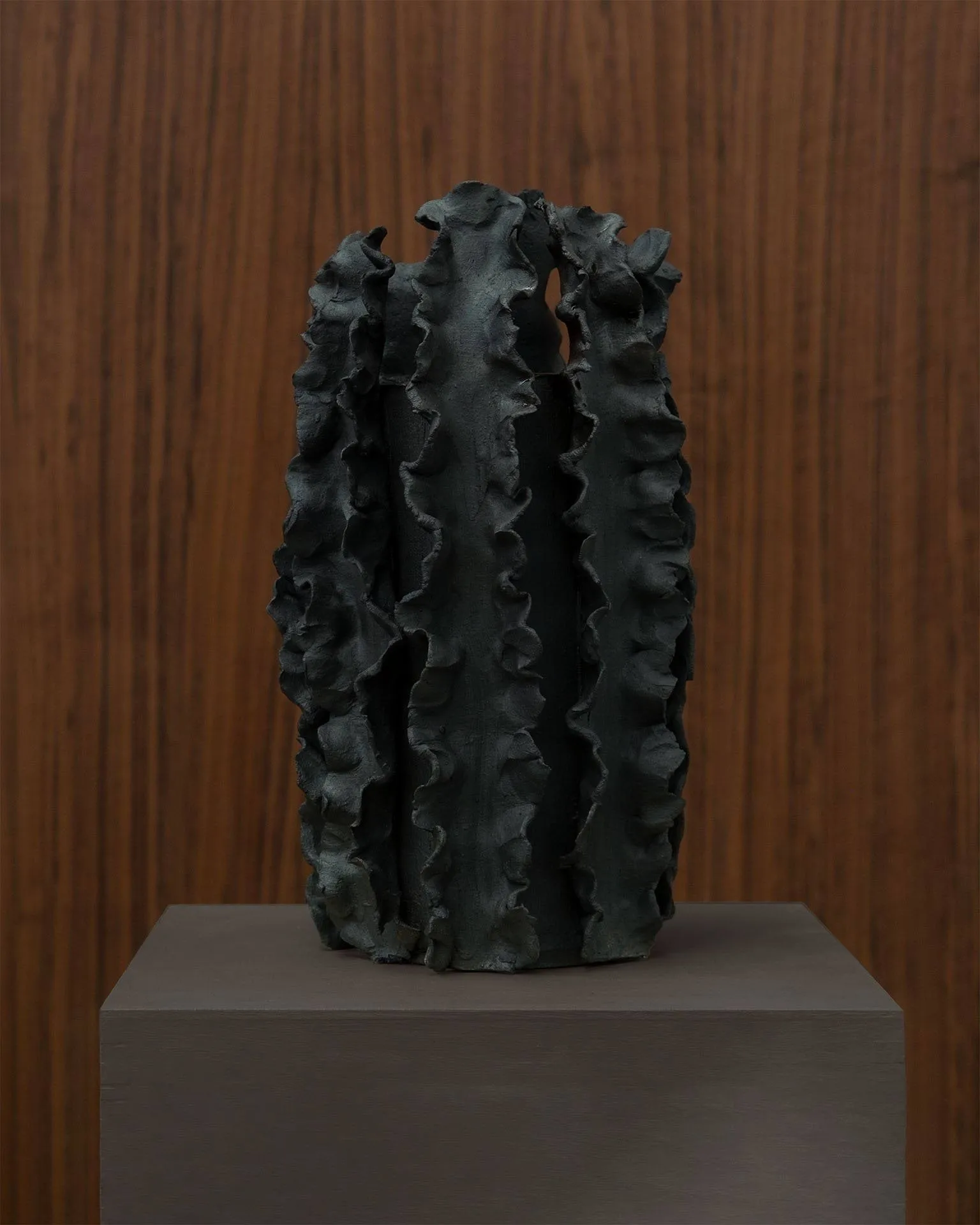 Vase Melera, Black, 33x16 cm Tinted