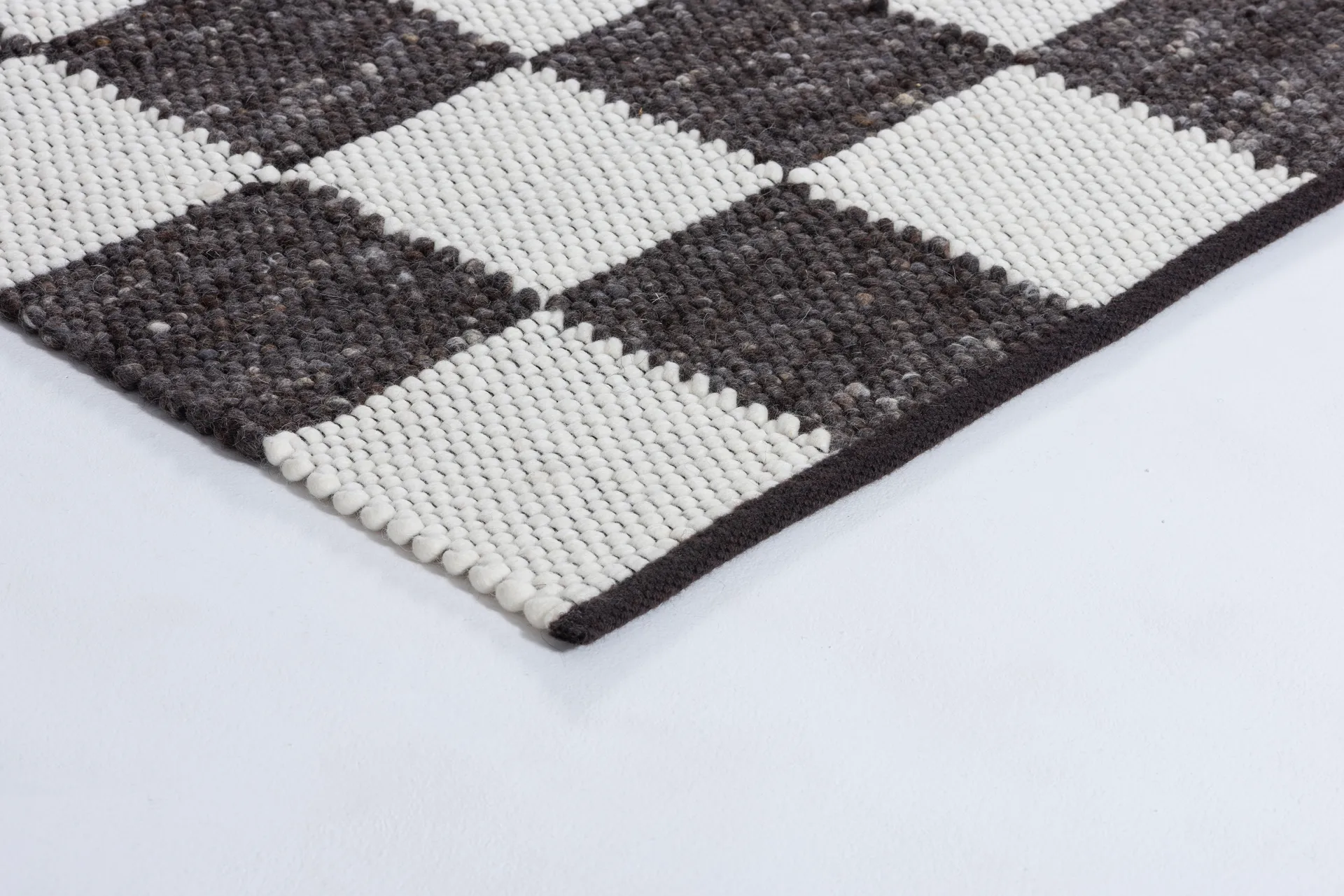 Tapis Édition Spéciale Gotland Design, Anthracite-white nr. 2428, 200x200 cm Tisca