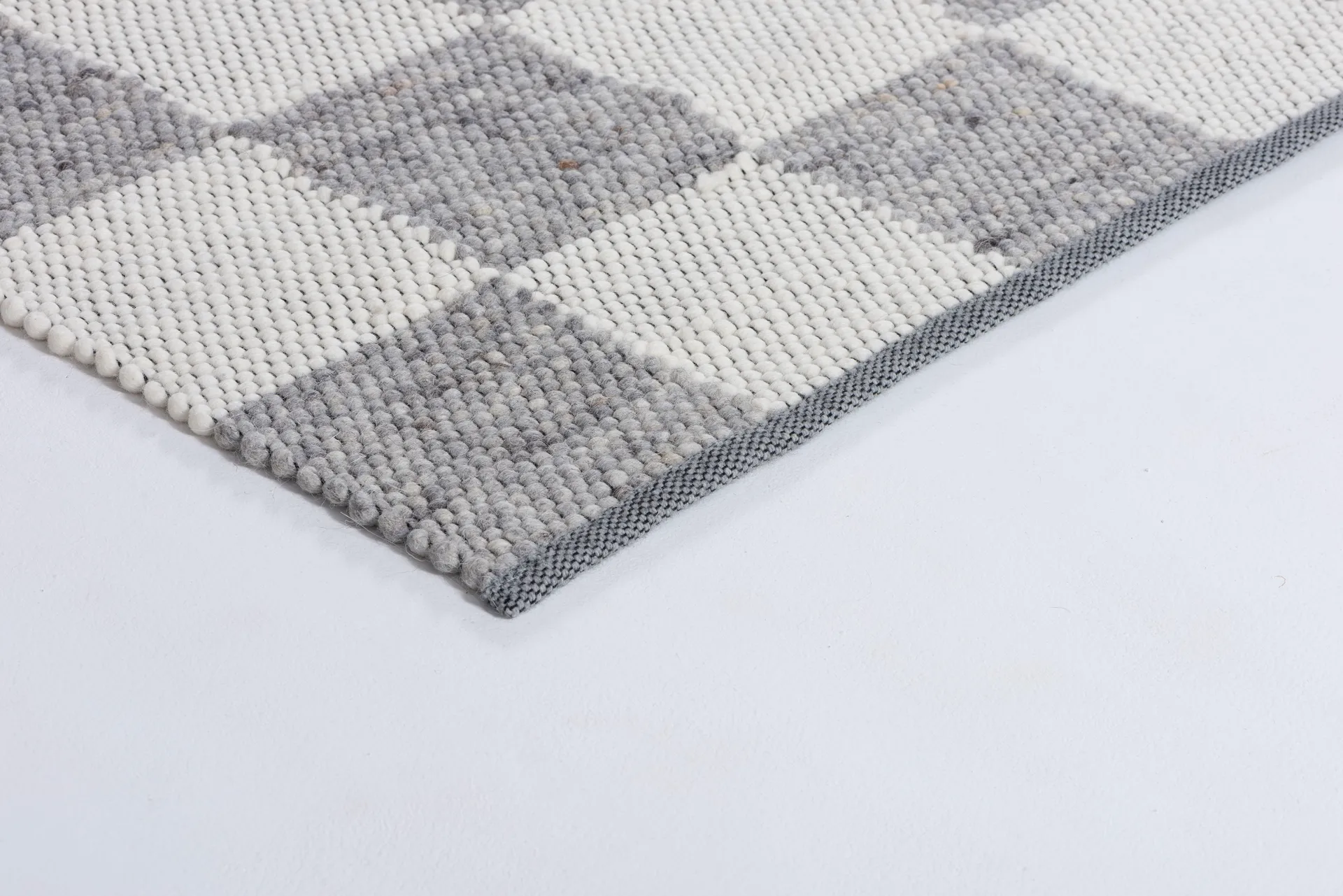 Tapis Édition Spéciale Gotland Design, Silver-white nr. 2418, 250x300 cm Tisca
