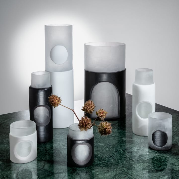 Vase sculpté taille moyenne Carved - Noir - Tom Dixon