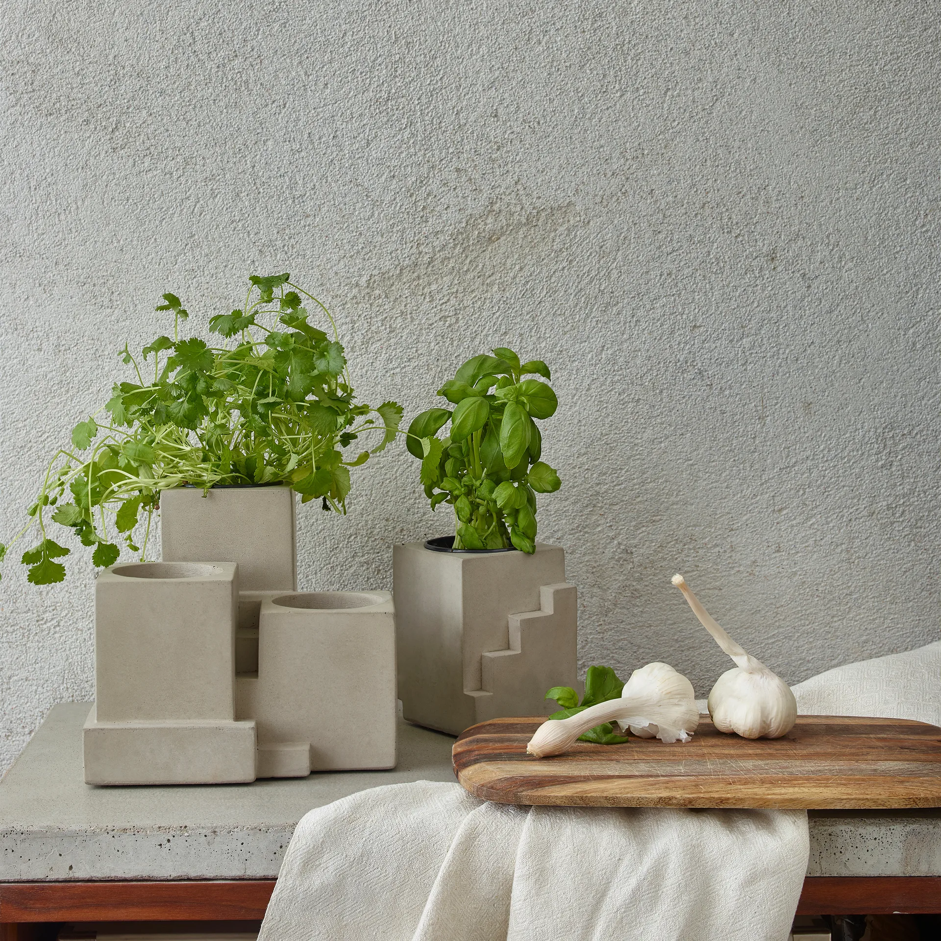 Pot en béton Max 1, Grey Tove Adman