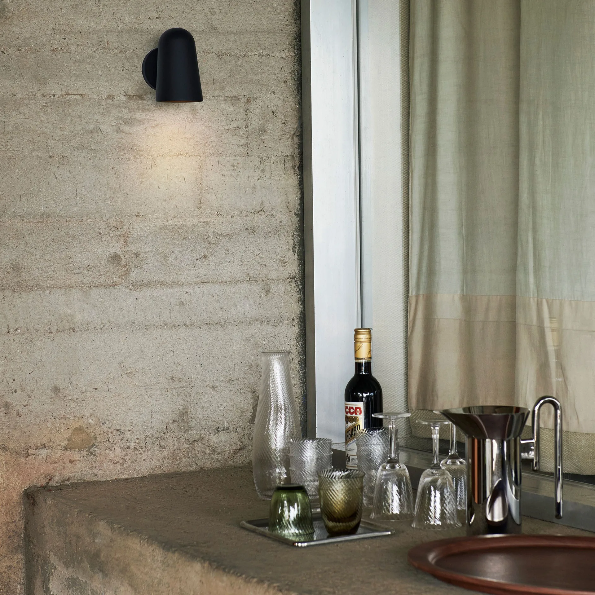 Applique murale Solid SC104, Black &Tradition