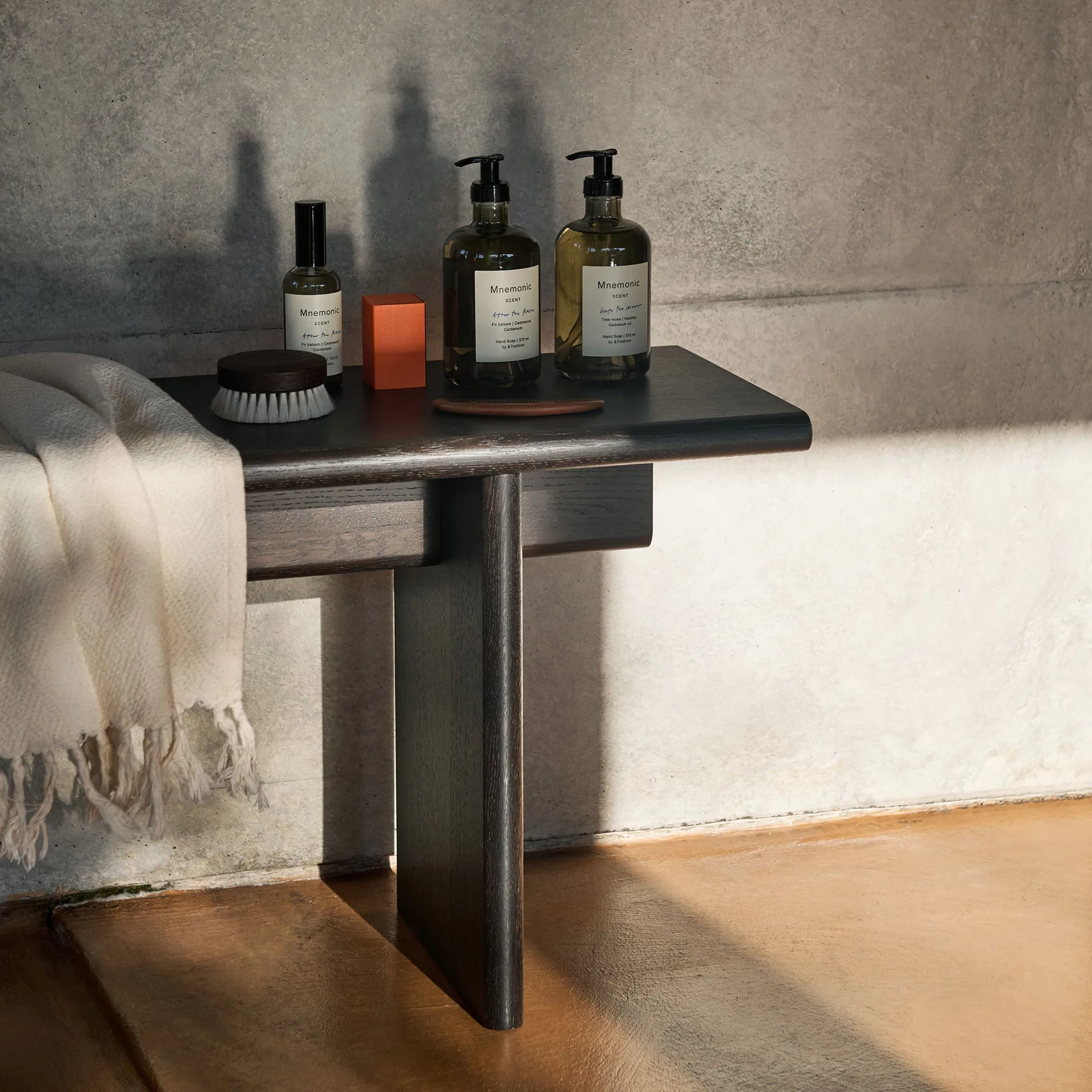 Banc Ita OS6 230 cm, Dark stained oak &Tradition