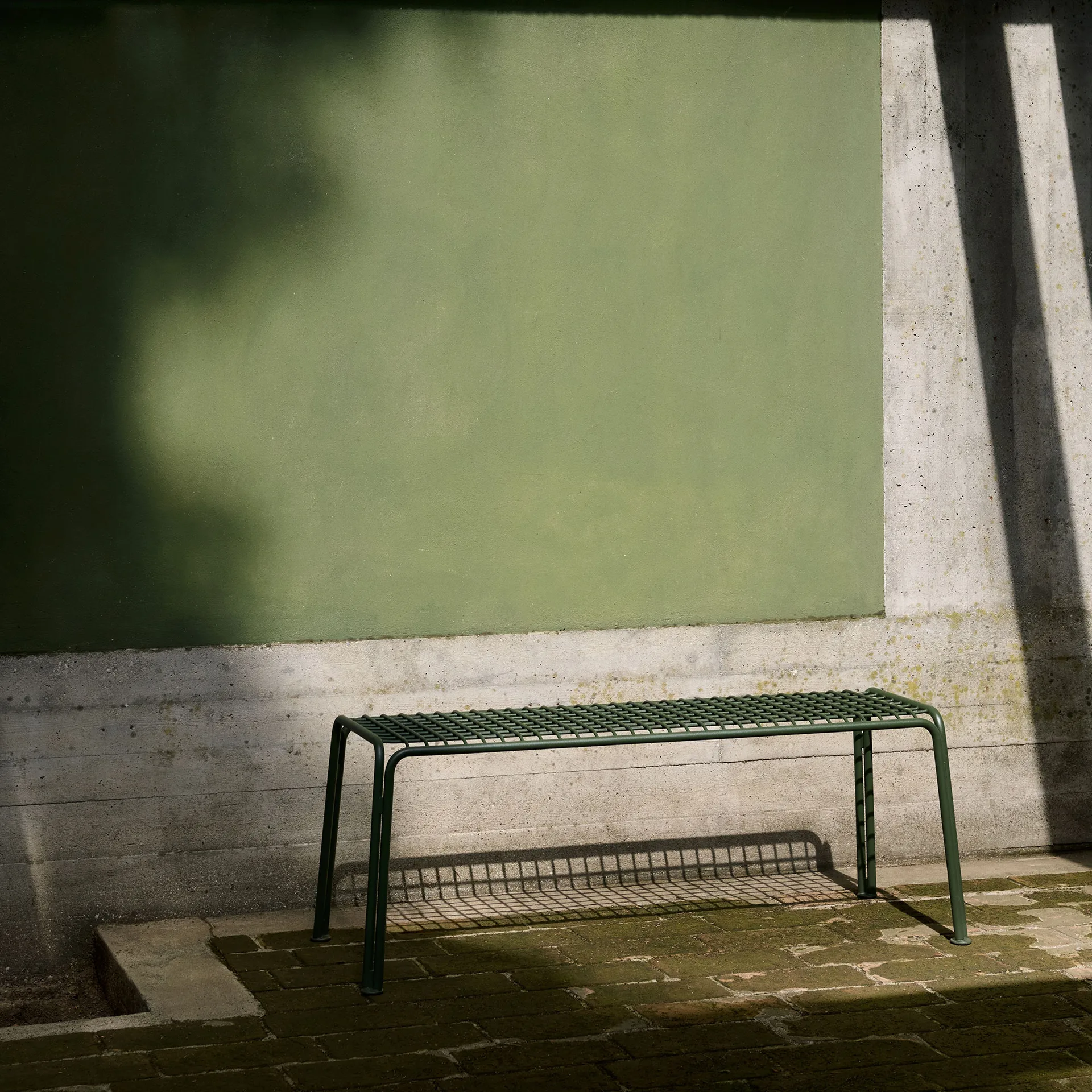 Banc Thorvald SC112, Bronze green, 125 cm &Tradition