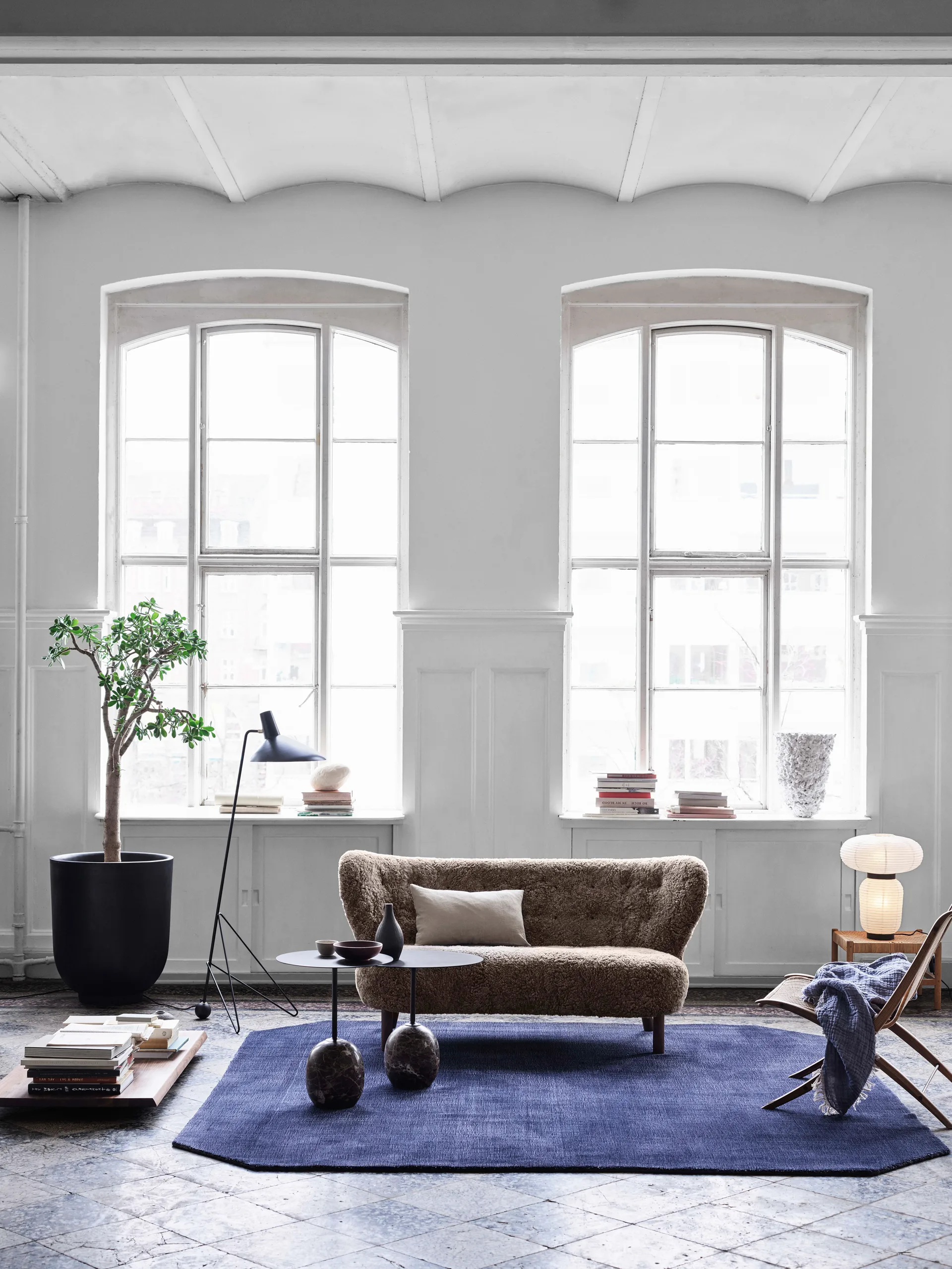 Canapé Little Petra VB2, Noyer huilé-Sahara &Tradition