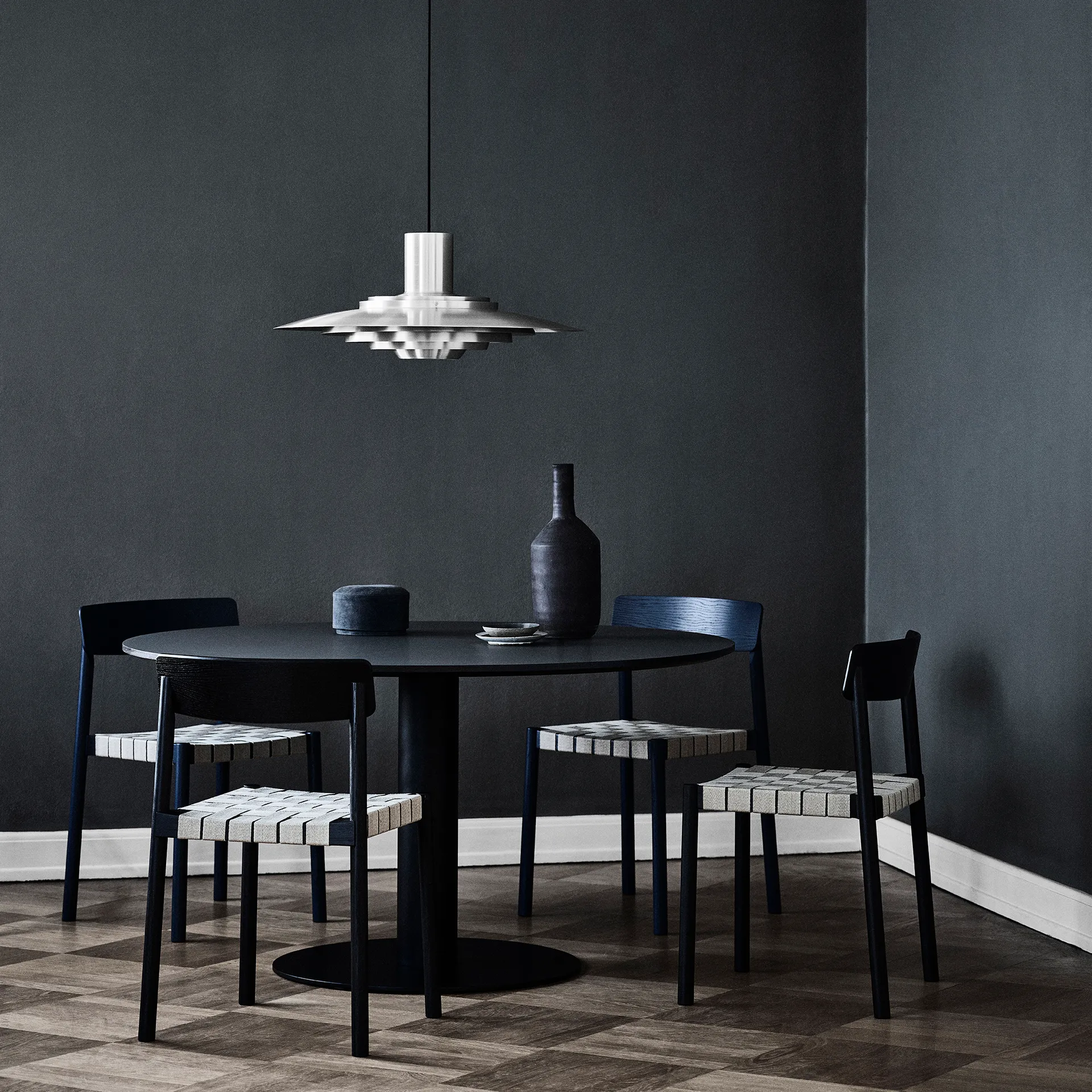 Chaise Betty TK1, Noir &Tradition