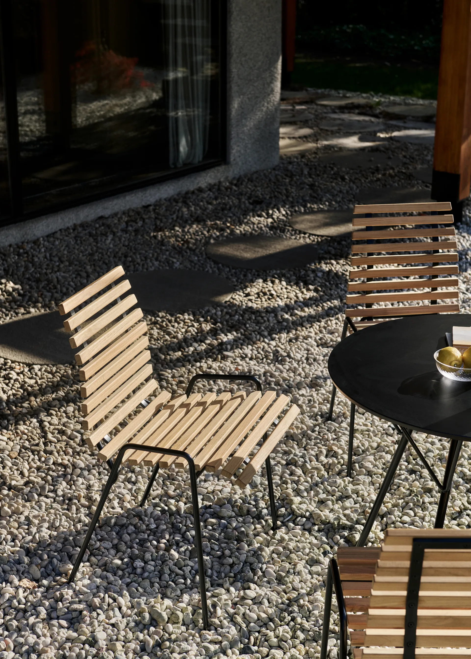 Chaise de terrasse RFH RD4, Teak-black &Tradition