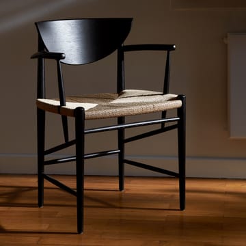 Chaise Drawn HM4 avec accoudoirs - Chêne noir - &Tradition