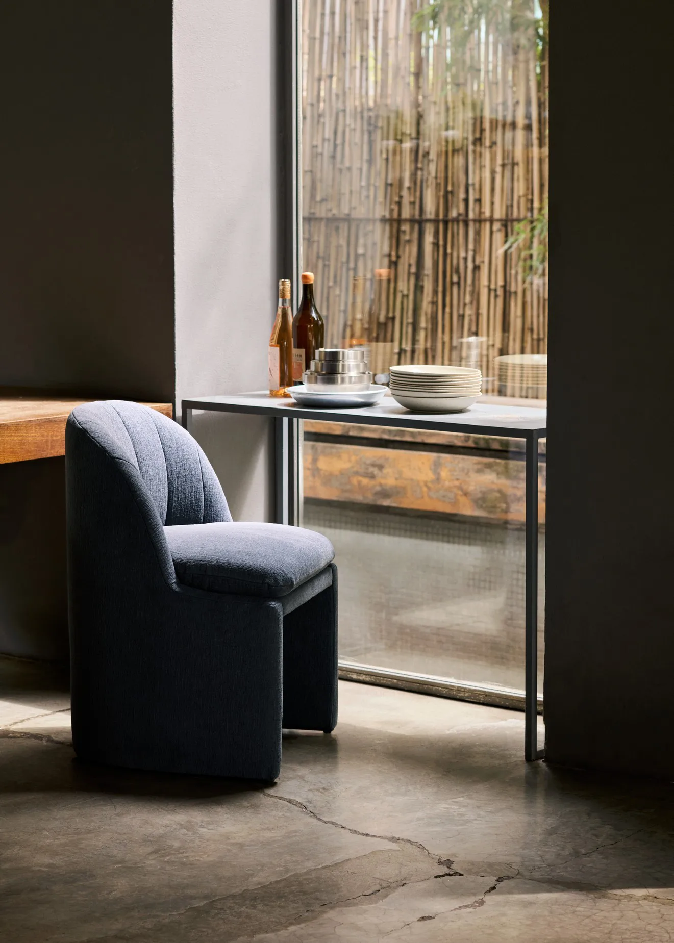 Chaise Loafer Side Chair SC106, Gentle 0193 &Tradition