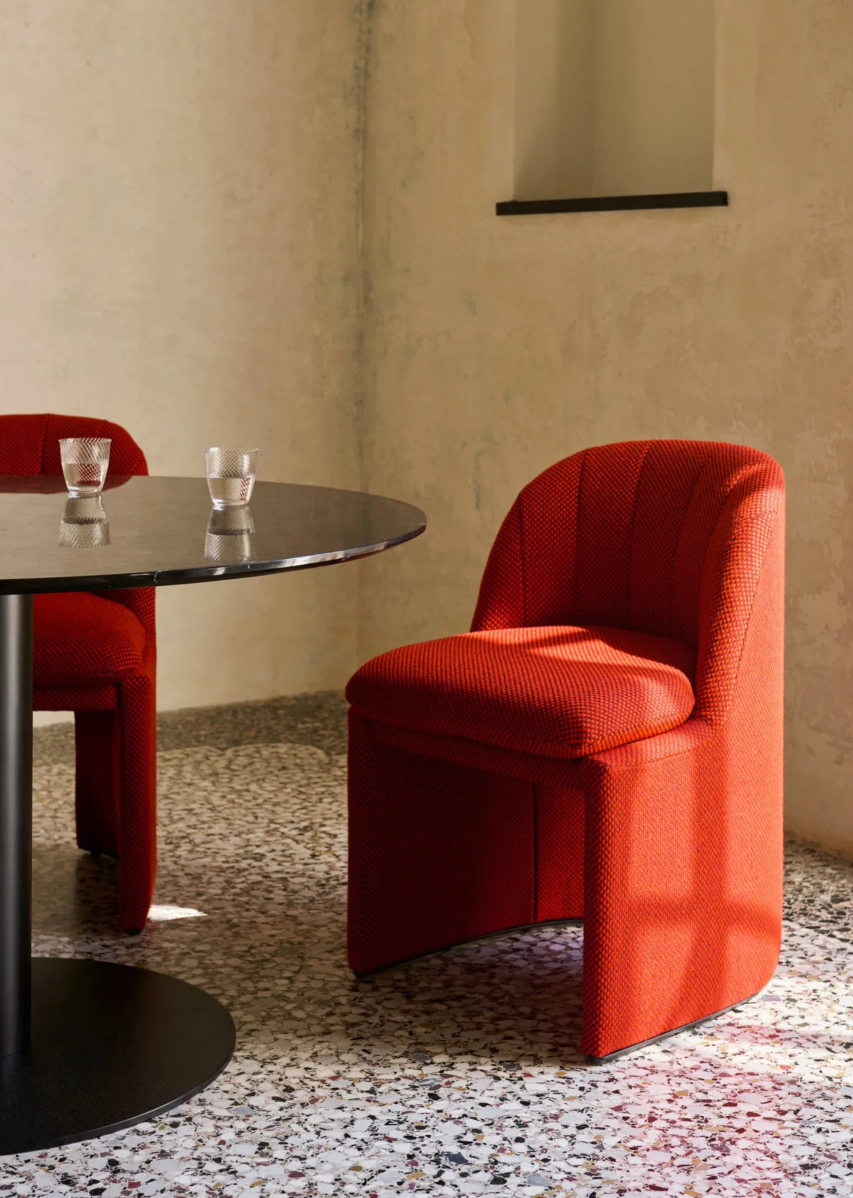 Chaise Loafer Side Chair SC106, Sisu 0655 &Tradition