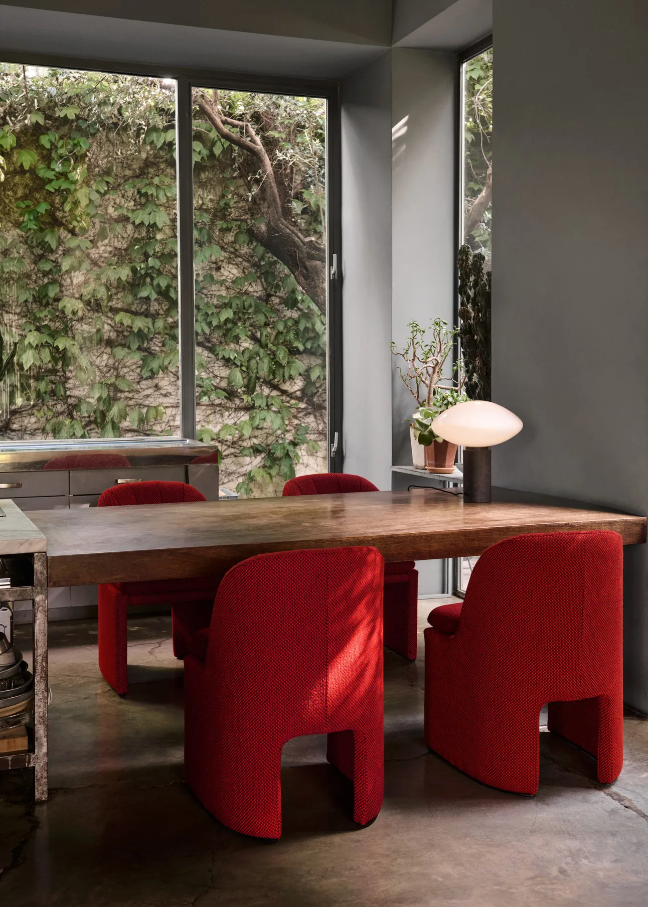 Chaise Loafer Side Chair SC106, Sisu 0655 &Tradition