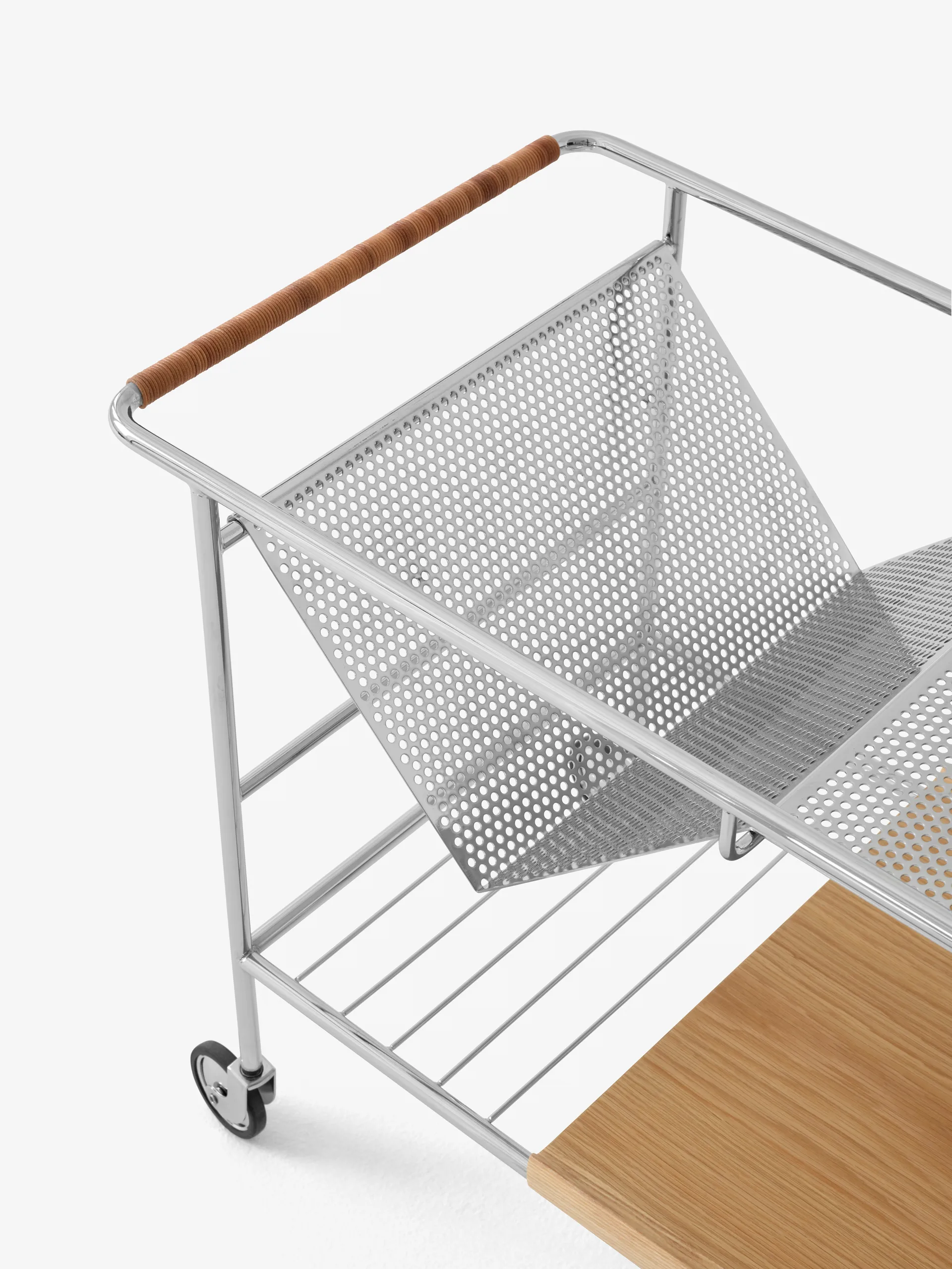 Chariot de rangement Alima verni chêne, Chrome et chêne verni &Tradition