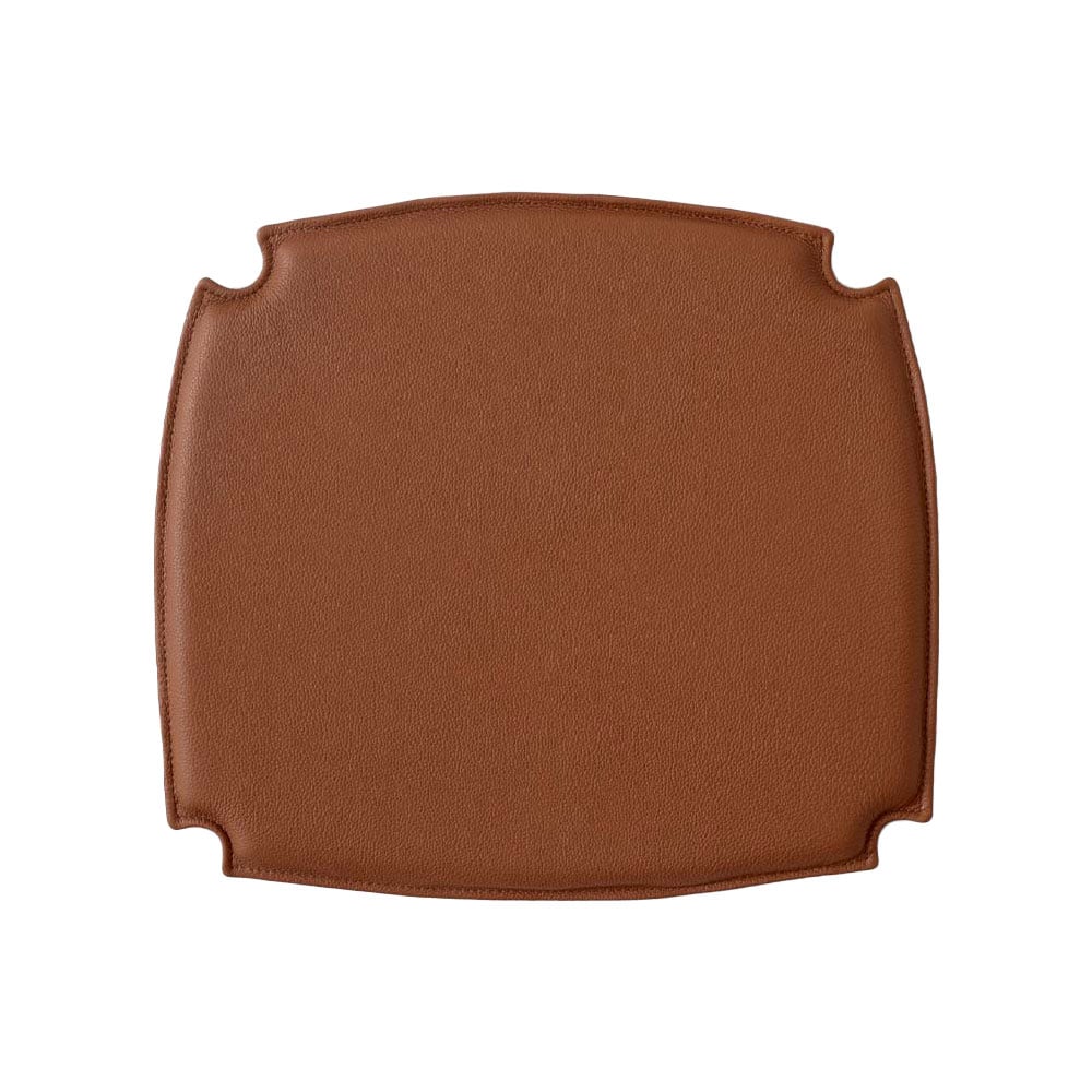 &Tradition Coussin de chaise Drawn HM3 cuir cognac | Design Scandinave | Coussins de chaises | Marron