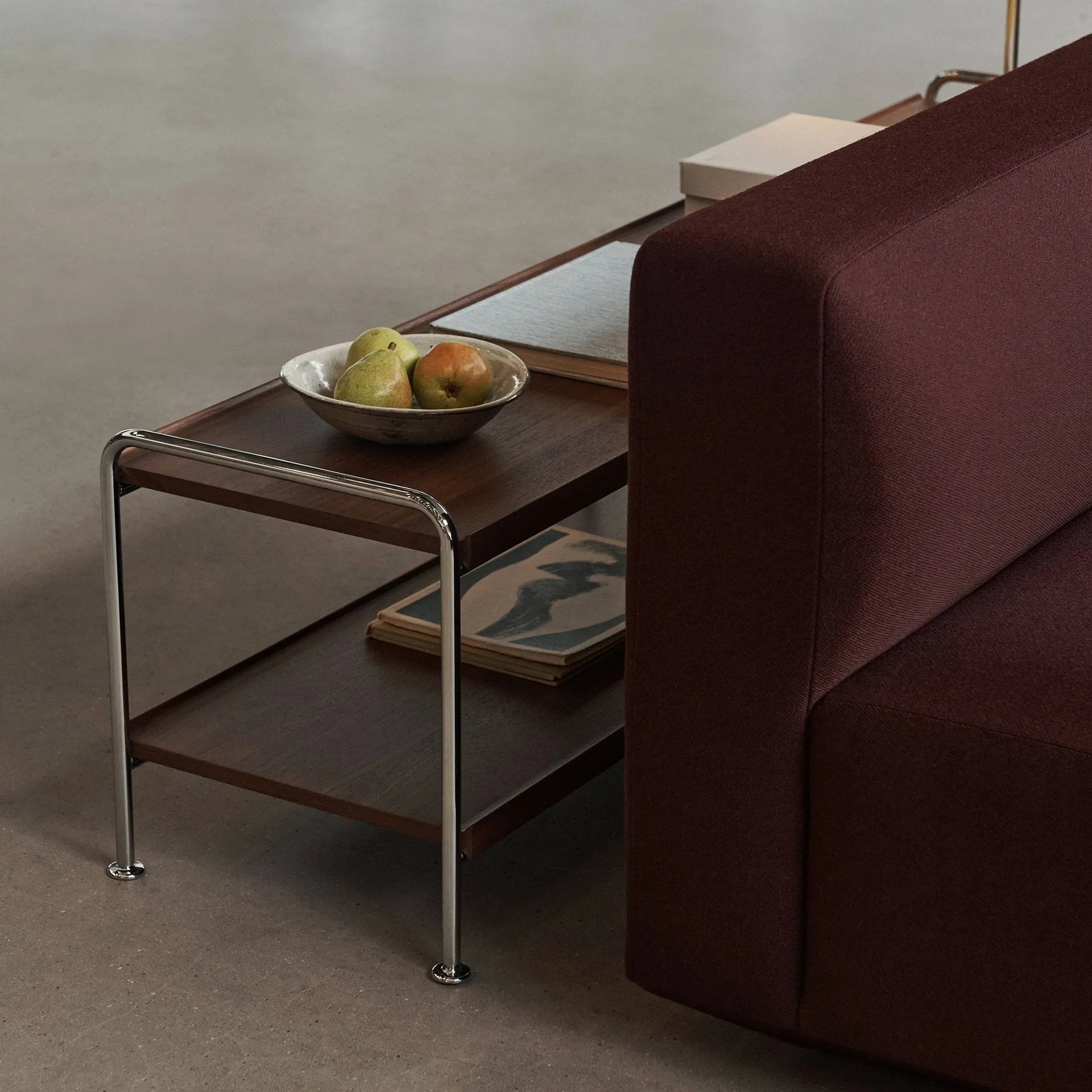 Étagère console Alima NDS4, Noyer laqué-chrome, 162x42x38 cm &Tradition