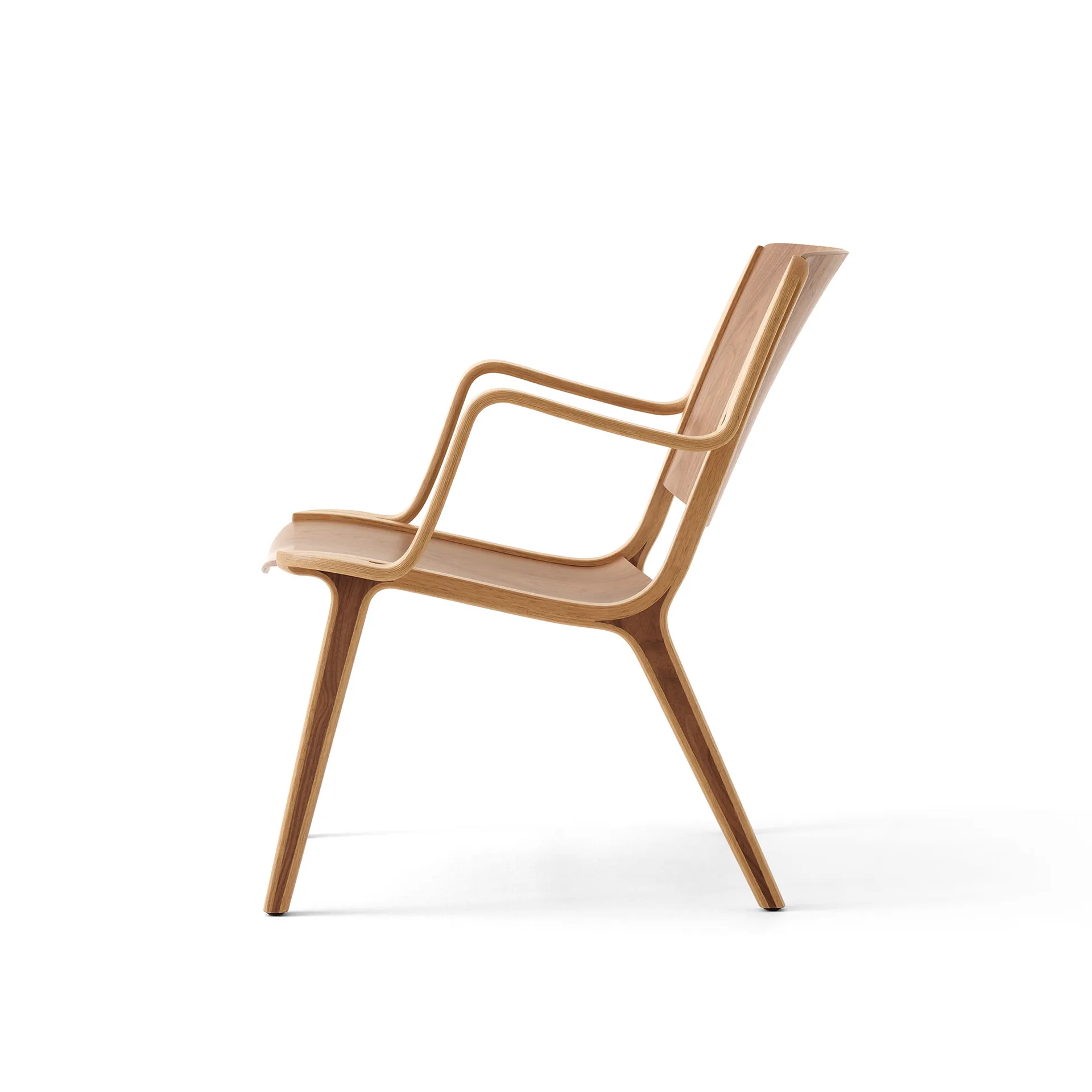 Fauteuil AX HM11 Lounge Chair, Walnut-oak &Tradition