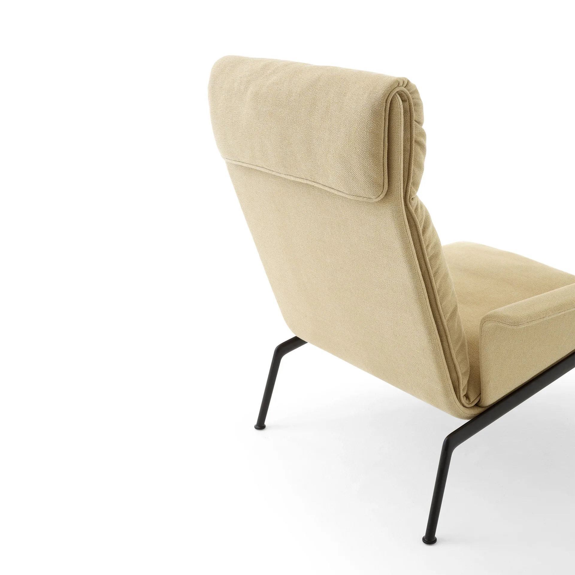 Fauteuil lounge Muno LN17 High back, Warm black-Clay 0007 &Tradition