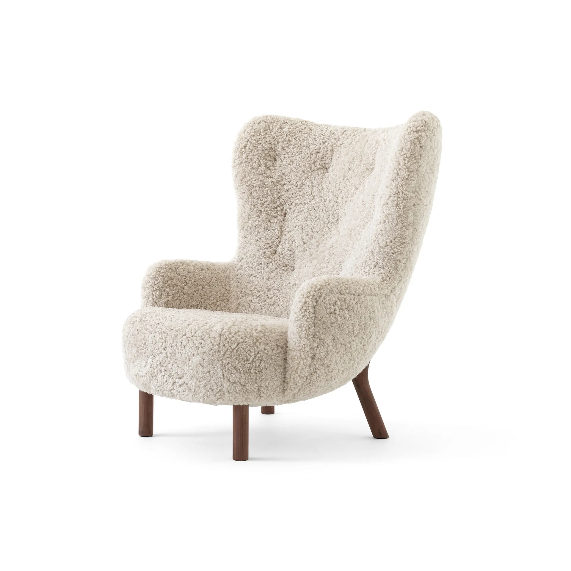 Fauteuil Petra VB3 High, Noix de Grenoble huilée-Sheepskin Moonlight &Tradition