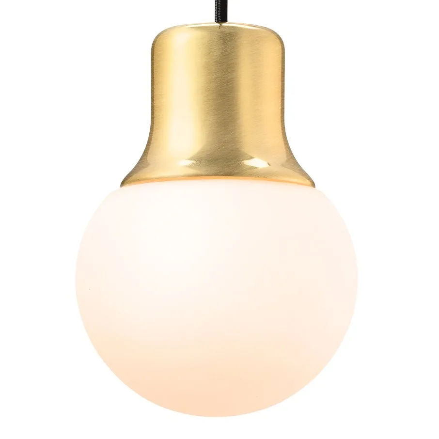 Lampe à suspension Mass light, laiton &Tradition