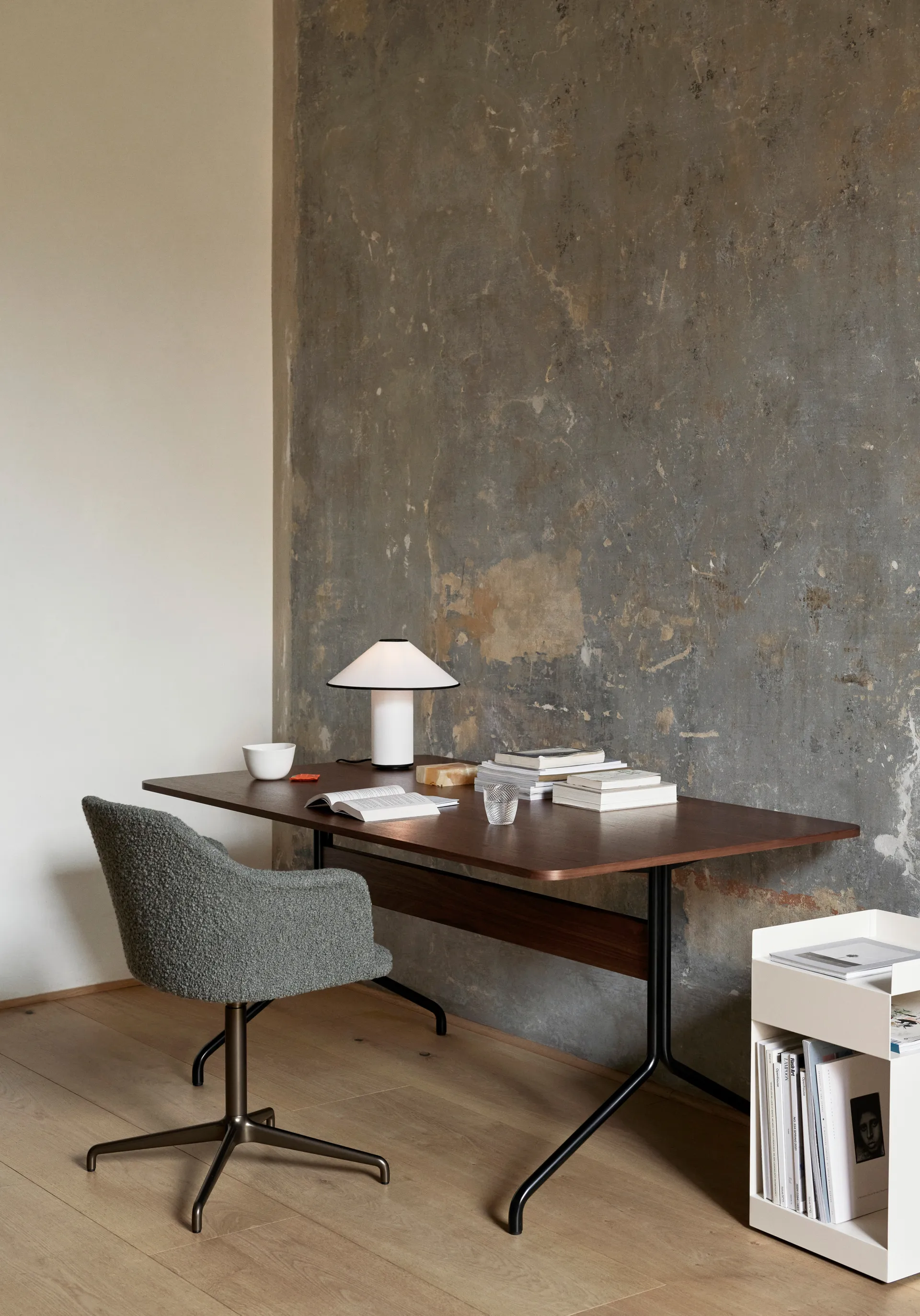 Lampe de table Colette ATD6, Noir et blanc &Tradition