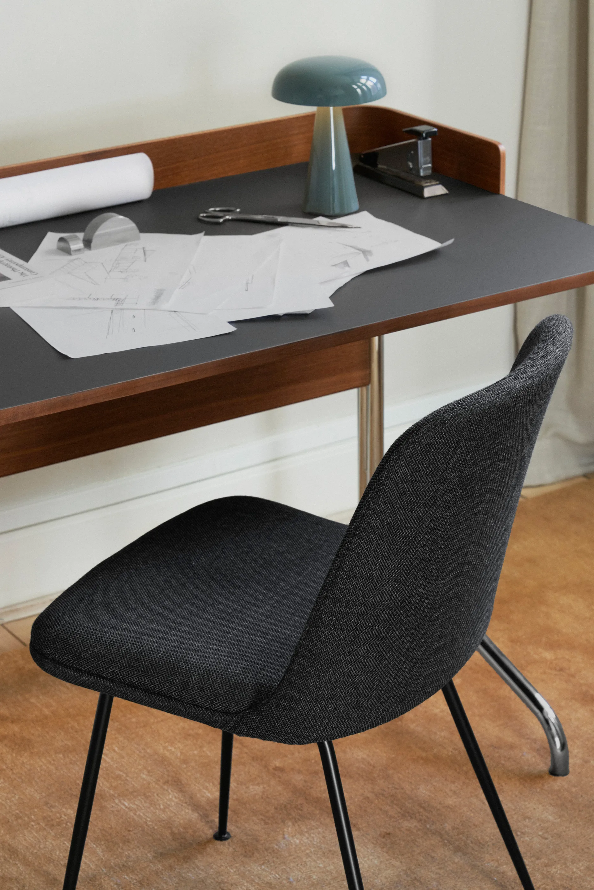 Lampe de table Como portable SC53, Stone blue &Tradition