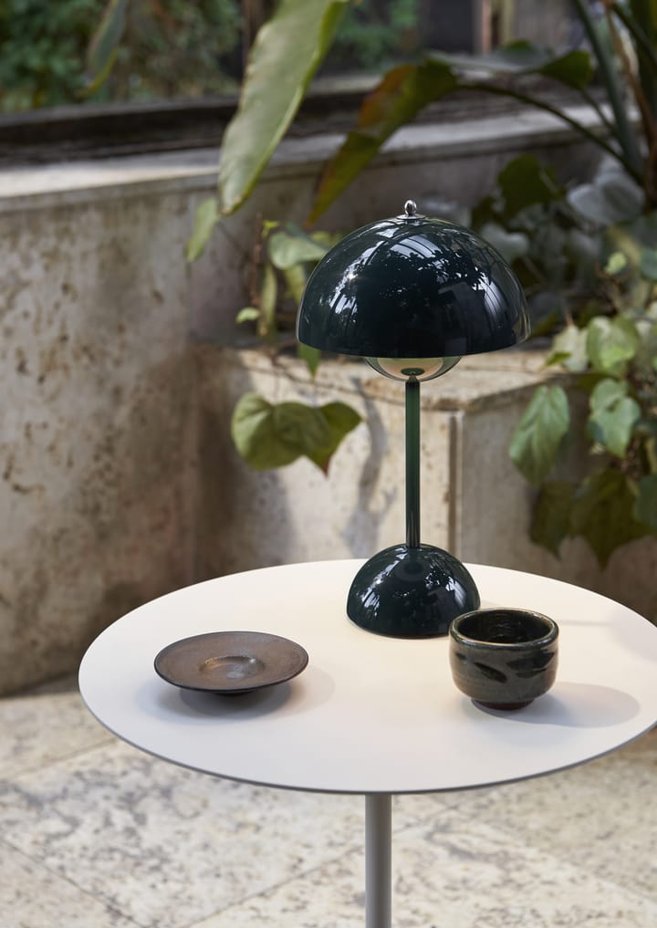 Lampe de table Flowerpot portable VP9 - Dark green - &Tradition