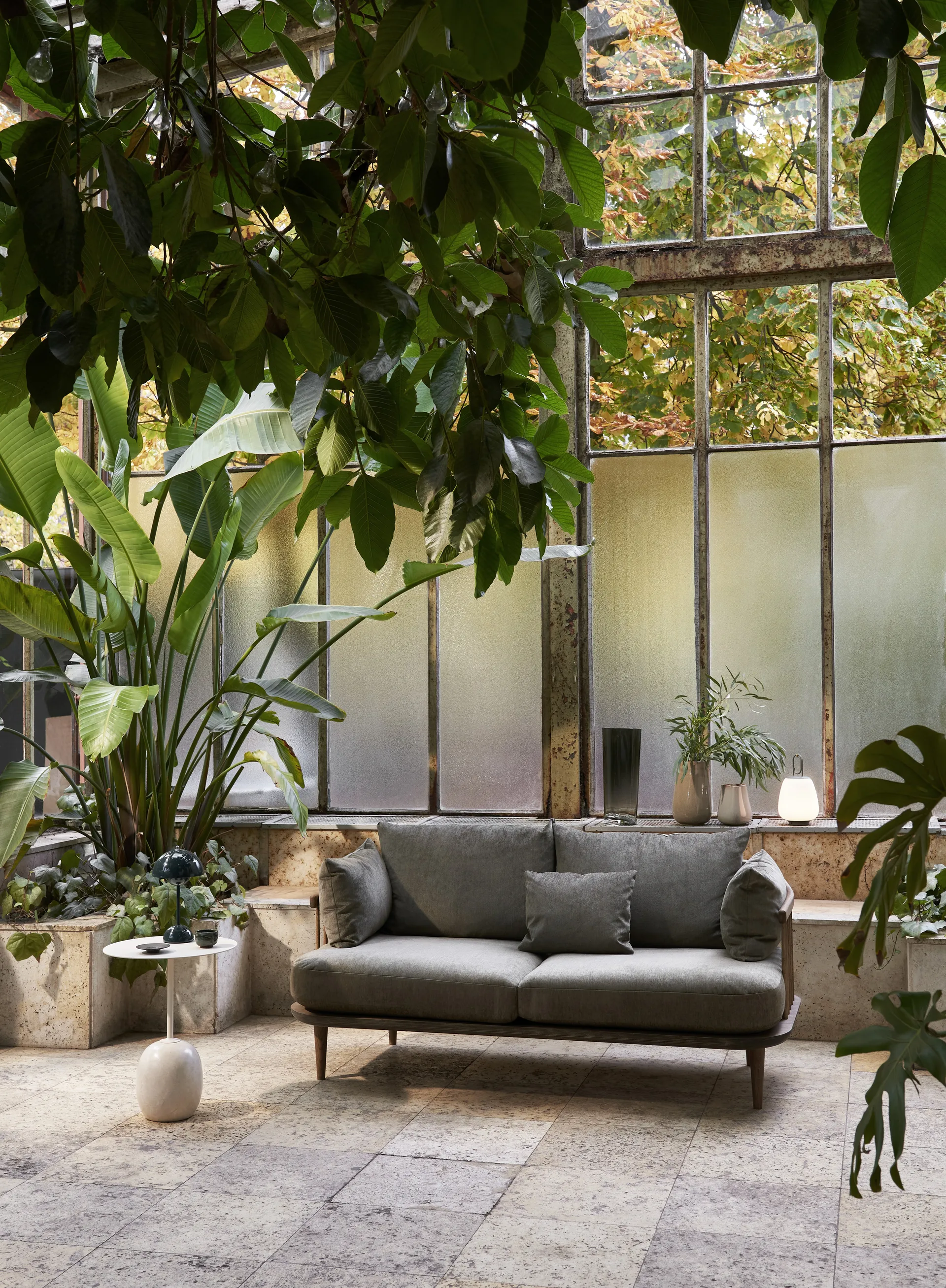 Lampe de table Flowerpot portable VP9, Dark green &Tradition