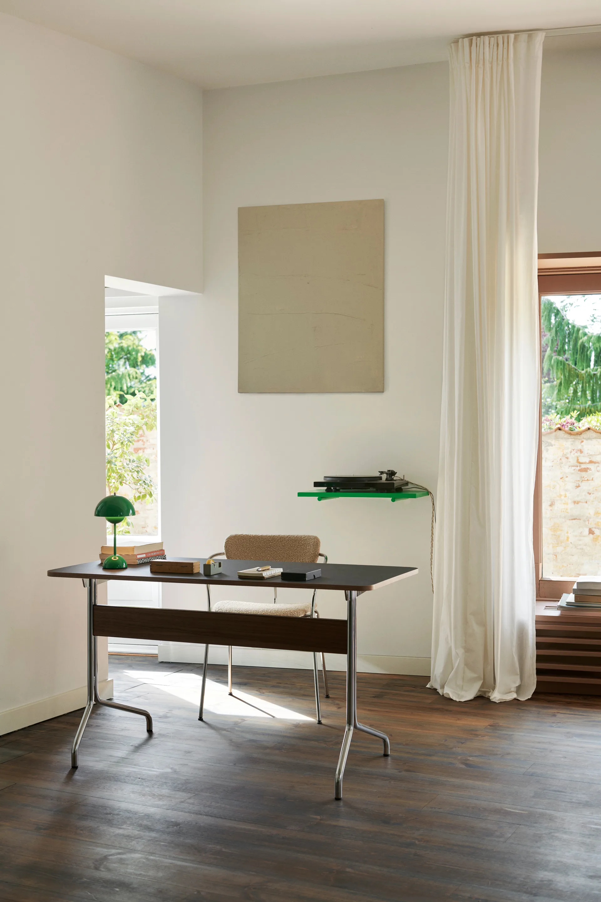 Lampe de table Flowerpot portable VP9, Signal green &Tradition