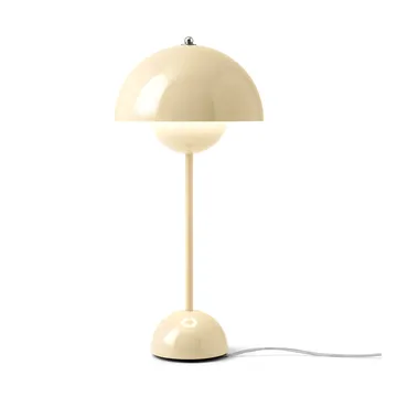 Lampe de table FlowerPot VP3 - Ivory - &Tradition