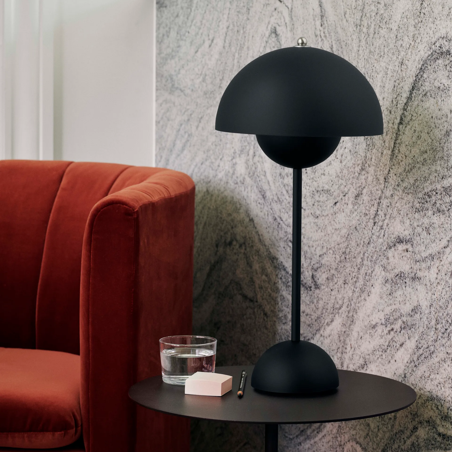 Lampe de table FlowerPot VP3, noir mate &Tradition