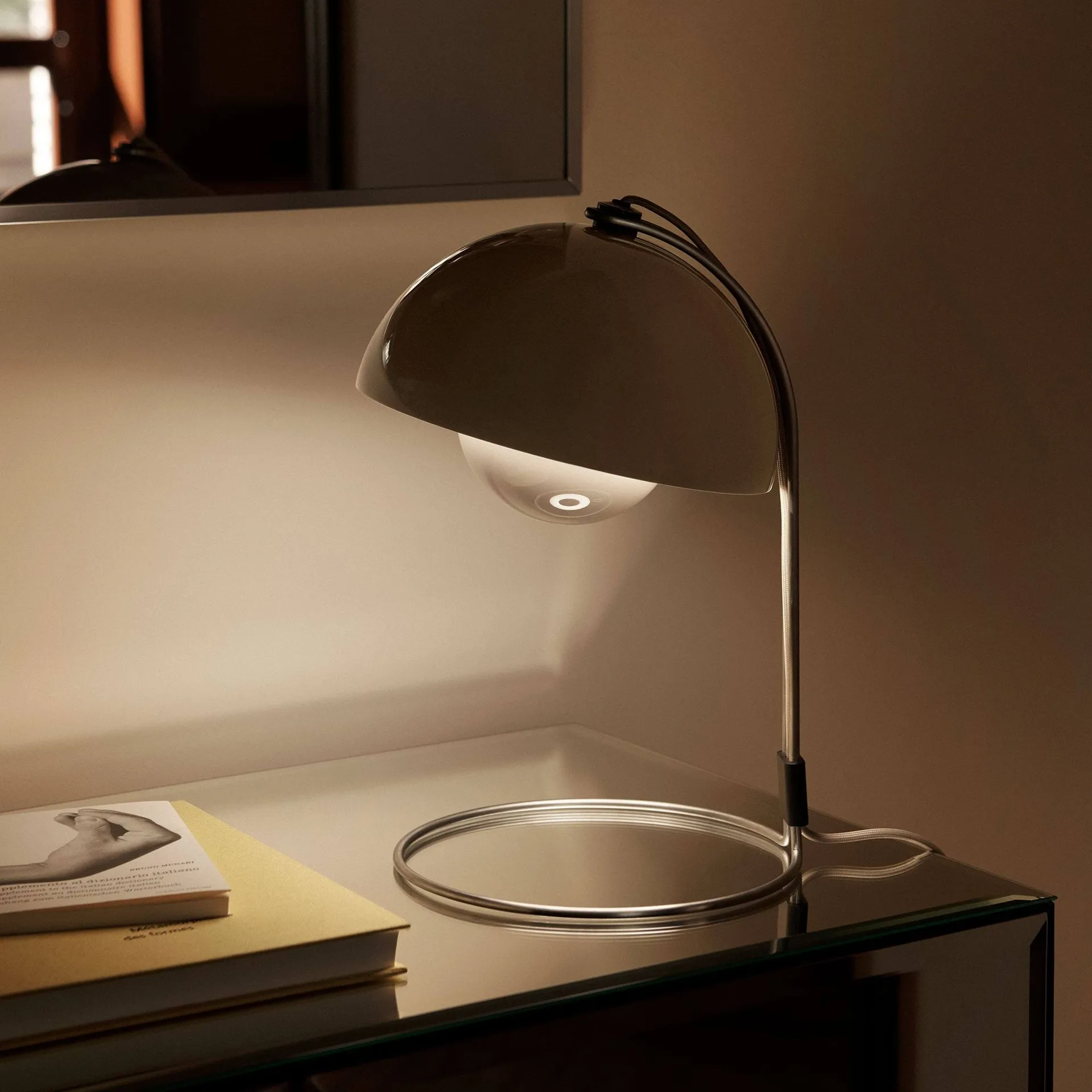 Lampe de table FlowerPot VP4, Grey beige &Tradition