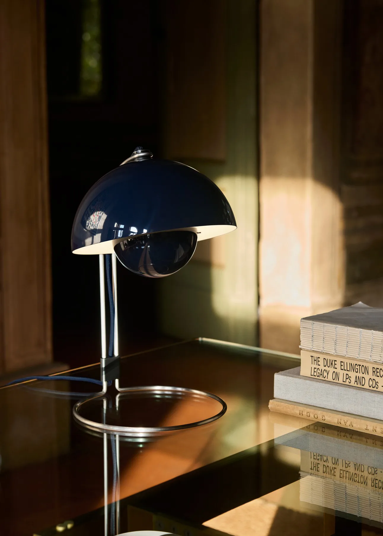 Lampe de table FlowerPot VP4, Steel blue &Tradition