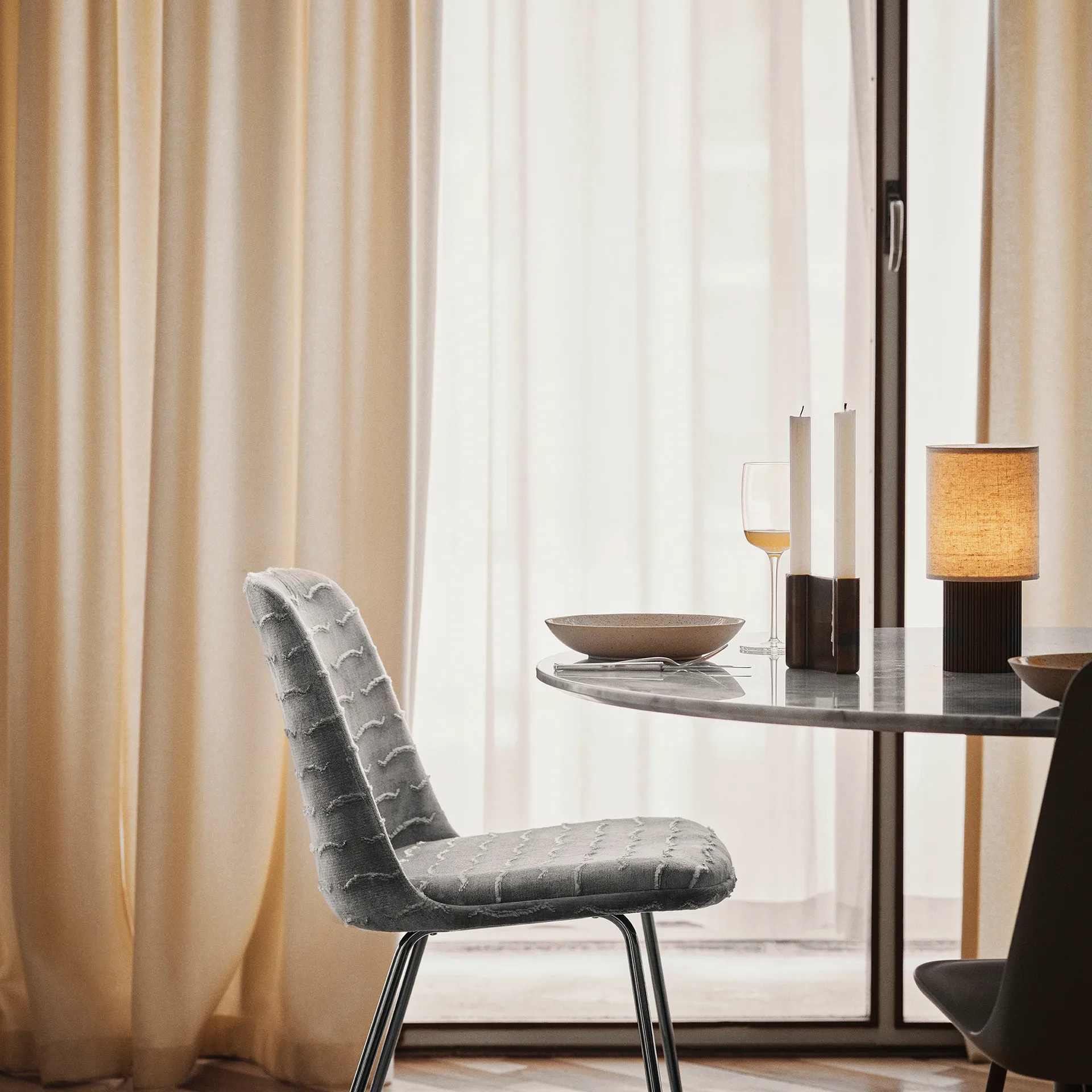 Lampe de table Manhattan portable SC52, Bronzed brass &Tradition