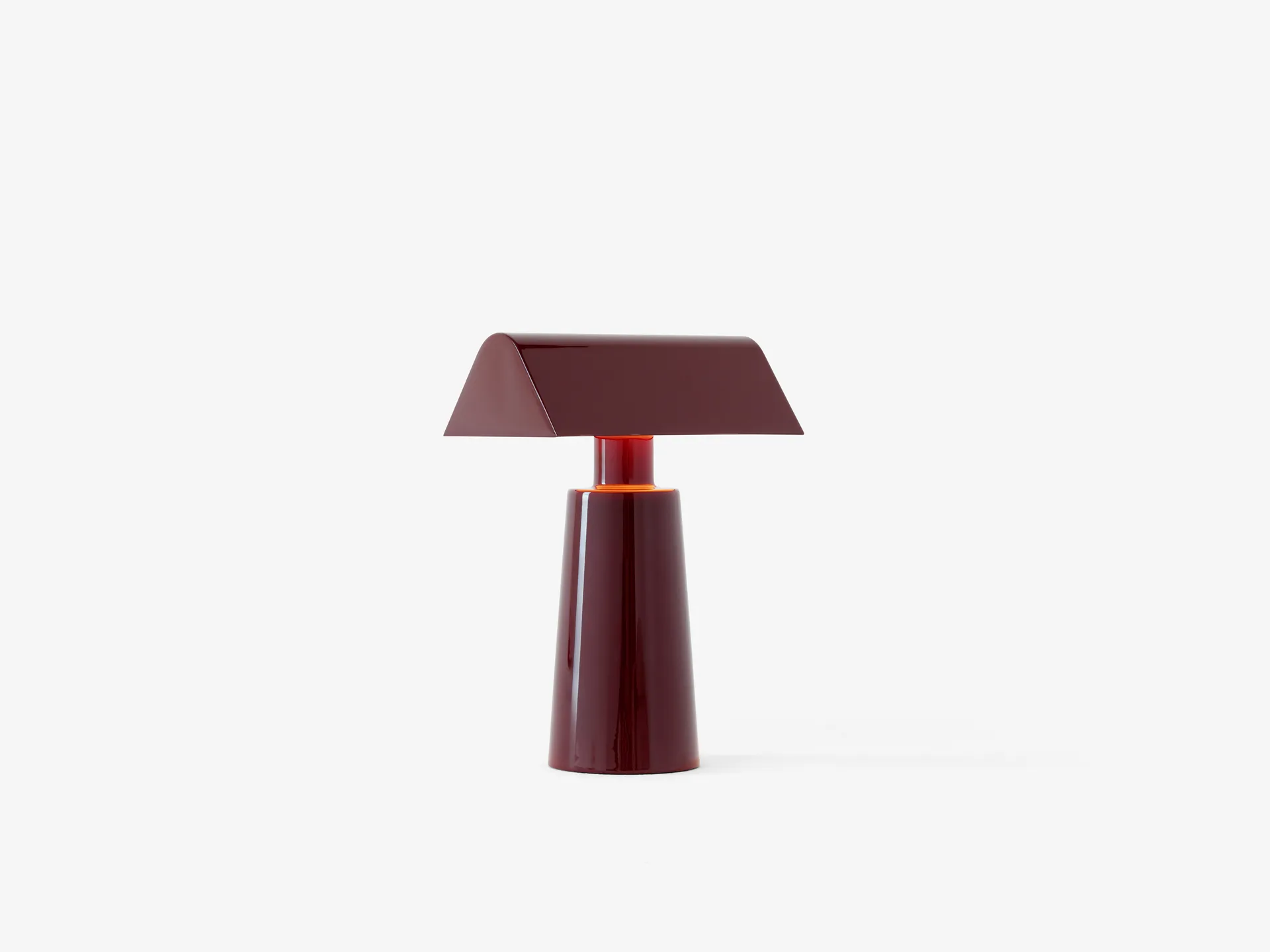 Lampe de table portable Caret MF1, Dark burgundy &Tradition