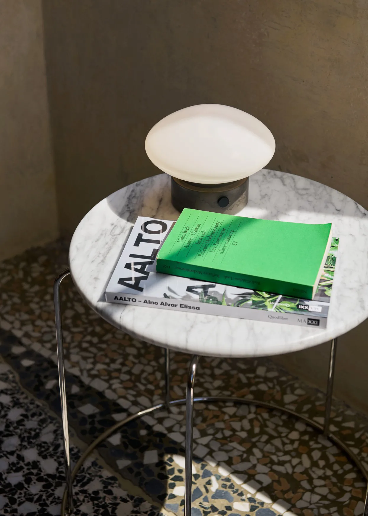 Lampe portable Mist AP21 12 cm, Grigio Caldo-opal glass &Tradition