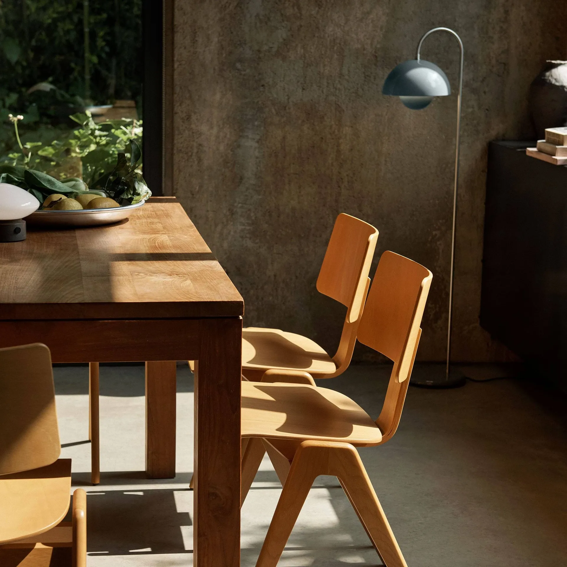 Lampe sur pied Flowerpot VP12, Stone blue &Tradition