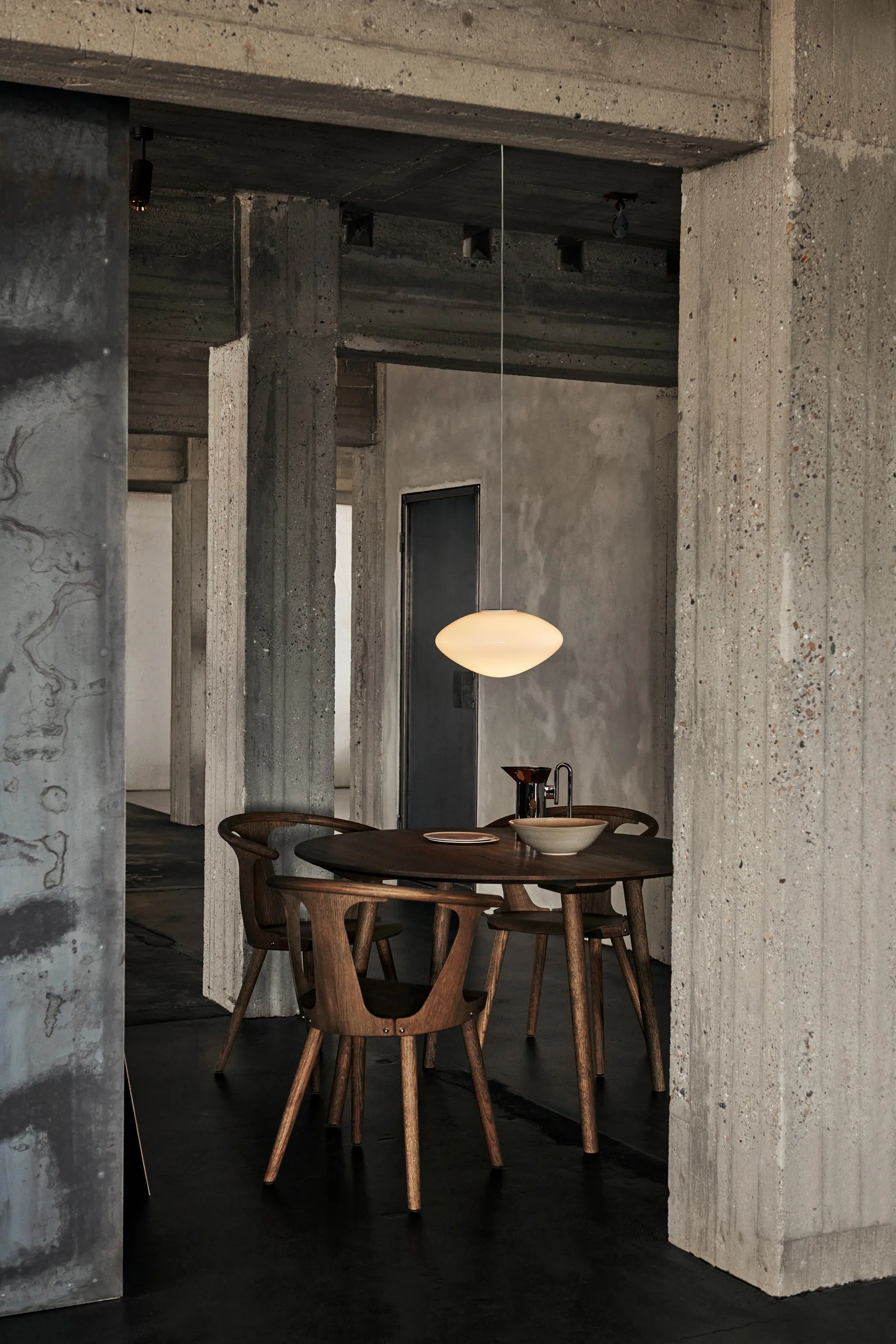 Mist AP16 Suspension Ø37 cm, Matt White, Glass &Tradition