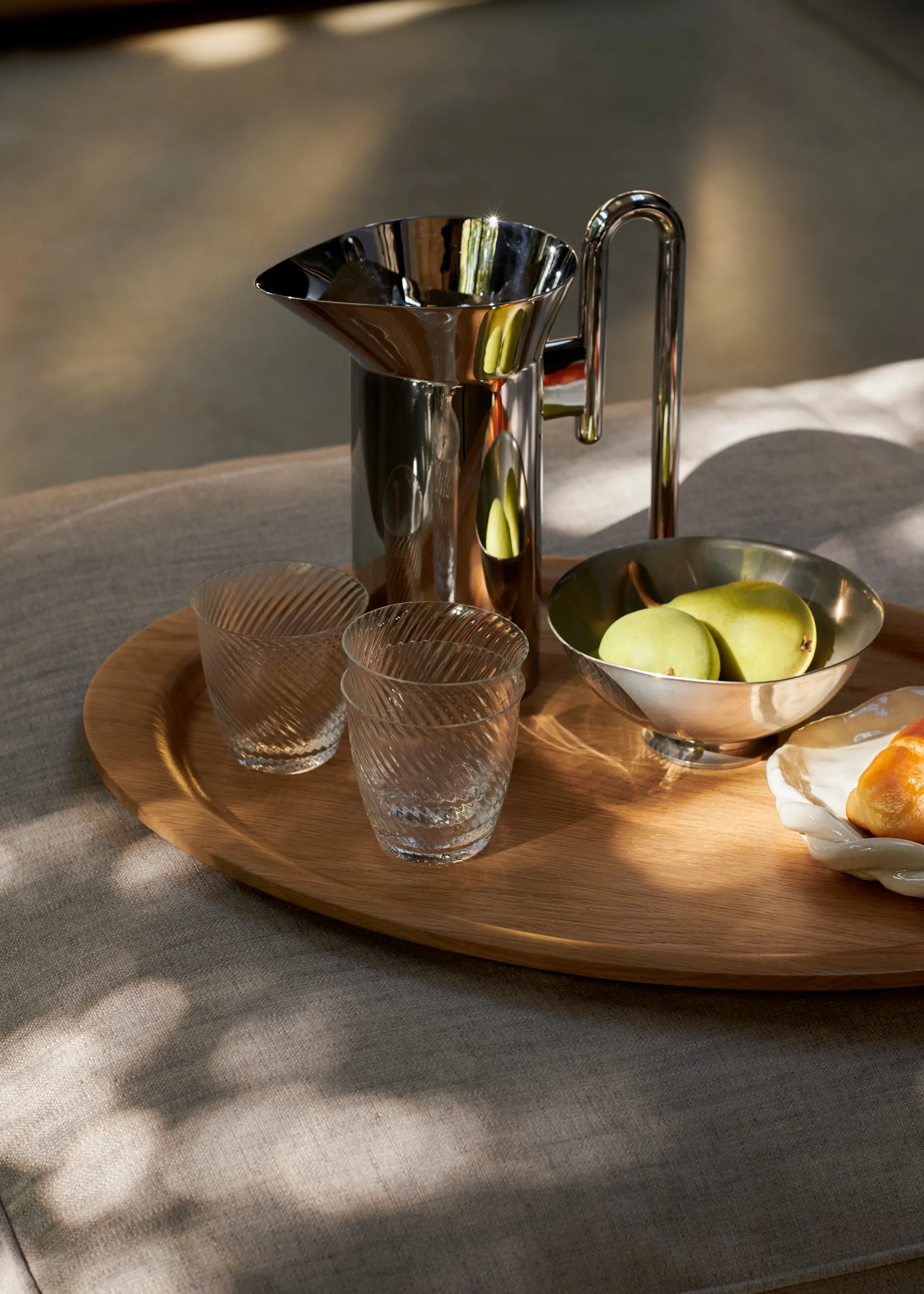 Momento JH38 Carafe 1 liter, Polished Steel
 &Tradition