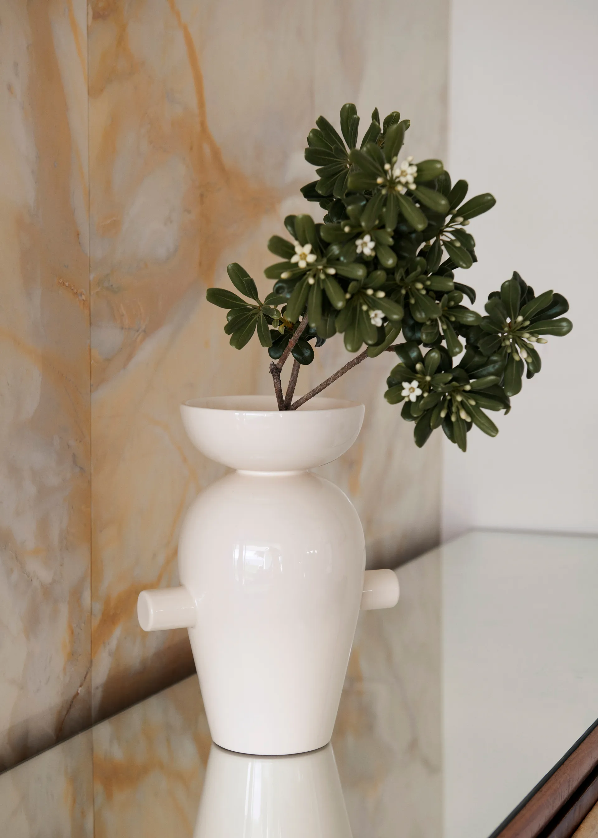 Momento JH40 Vase, Cream &Tradition