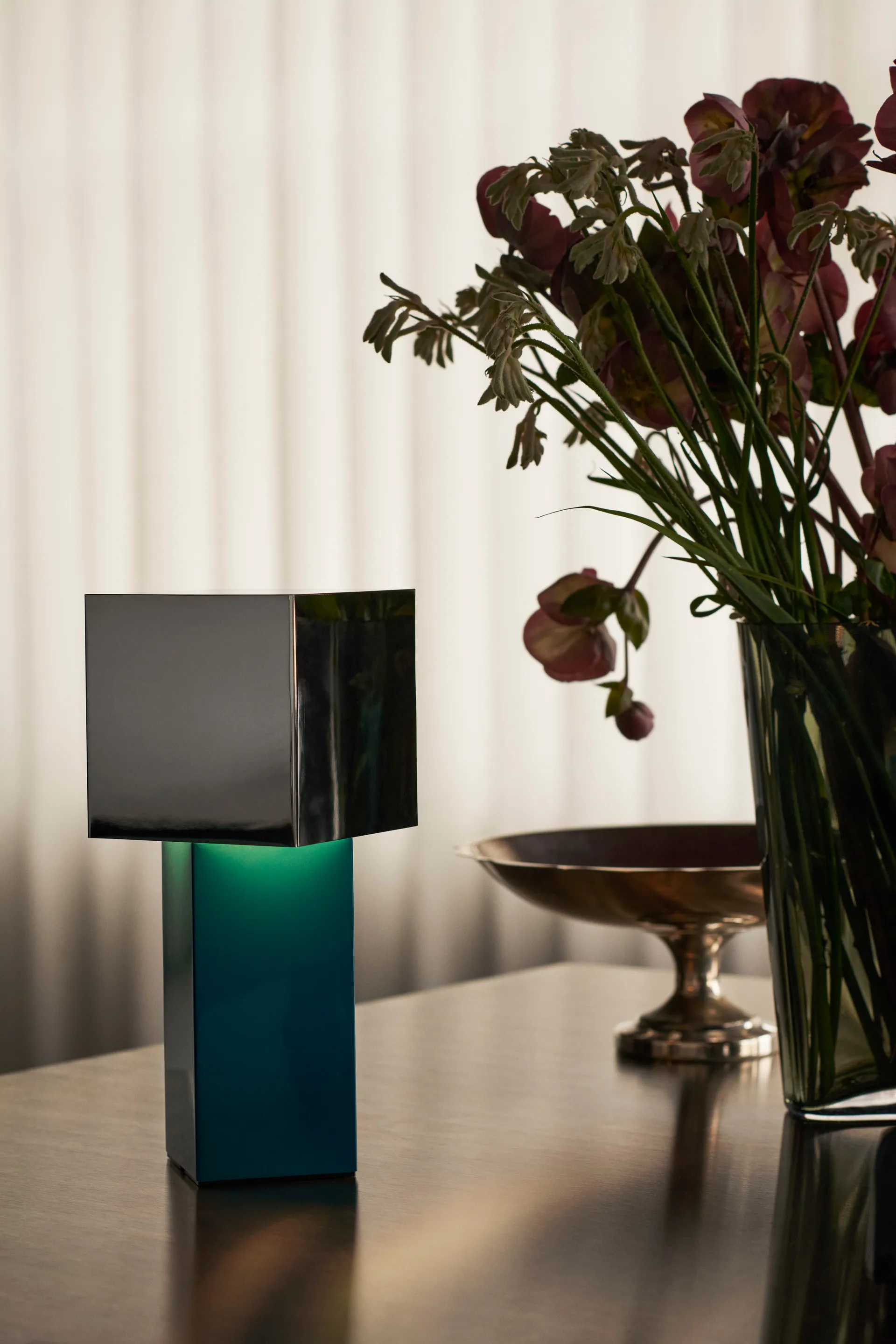 Pivot ATD7 Lampe portable, Blue silver &Tradition