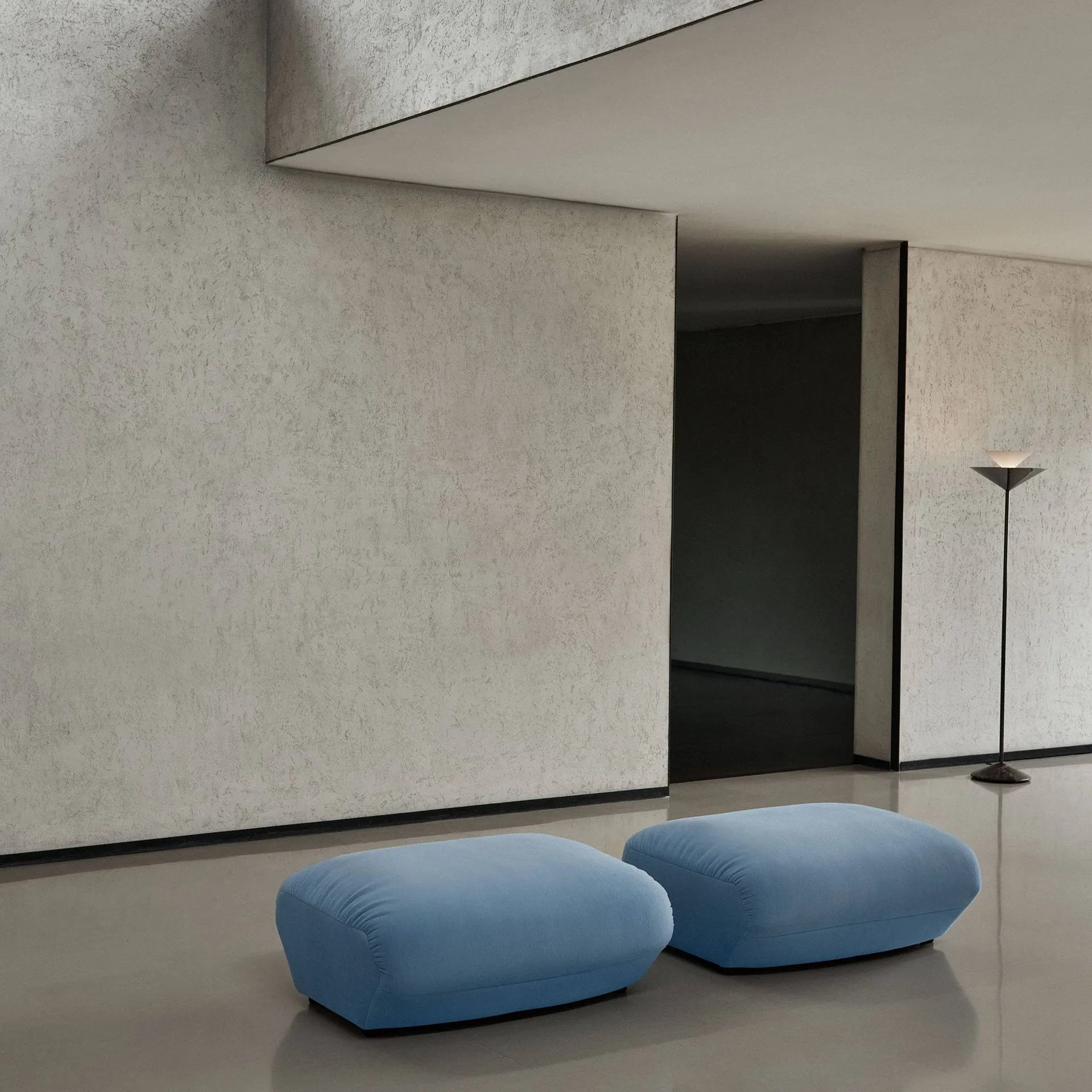 Pouf Hi Lo AV56, Gentle 0733 &Tradition