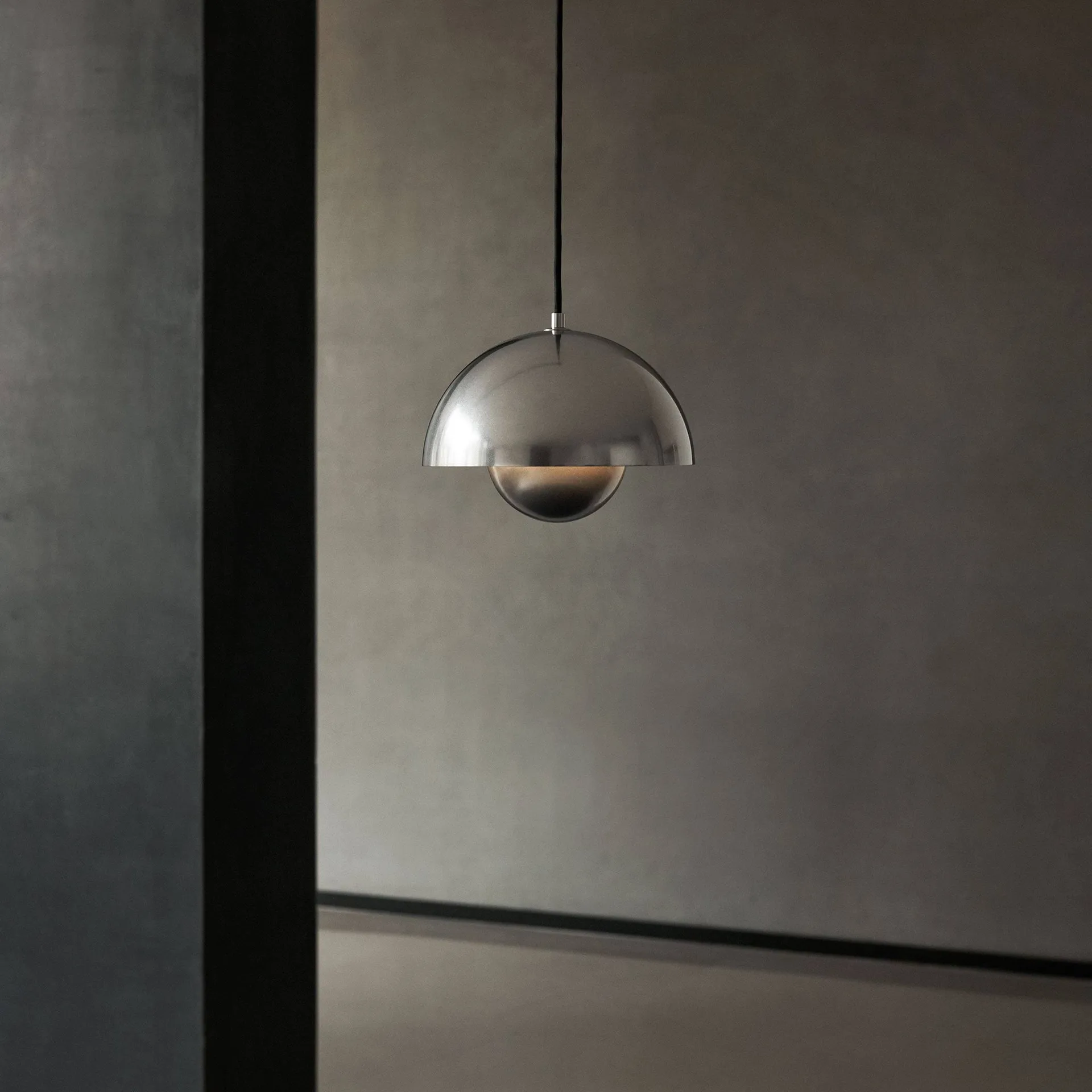 Suspension Flowerpot VP1 Anniversary Edition, Pewter &Tradition