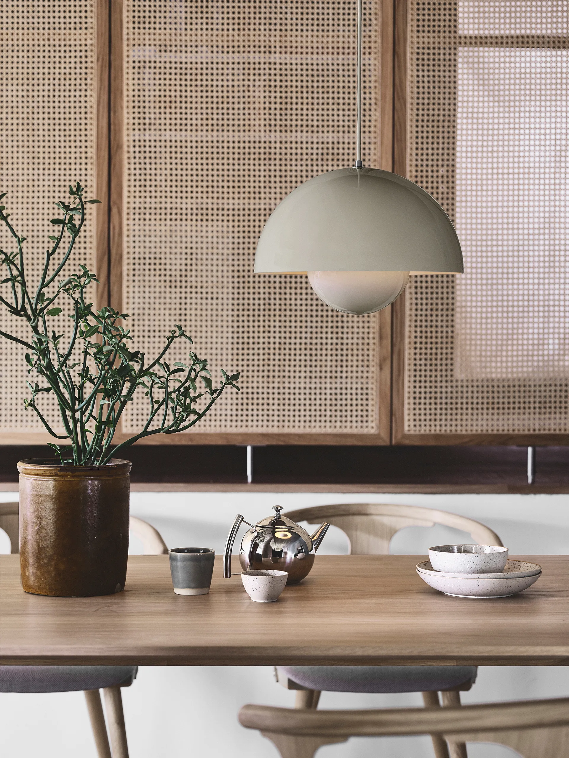 Suspension Flowerpot VP7, Beige-Rouge &Tradition
