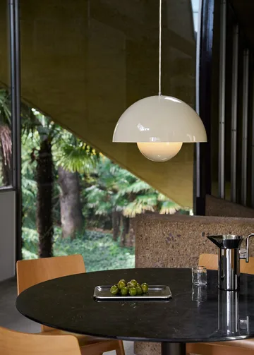 Suspension Flowerpot VP7 - Ivory - &Tradition