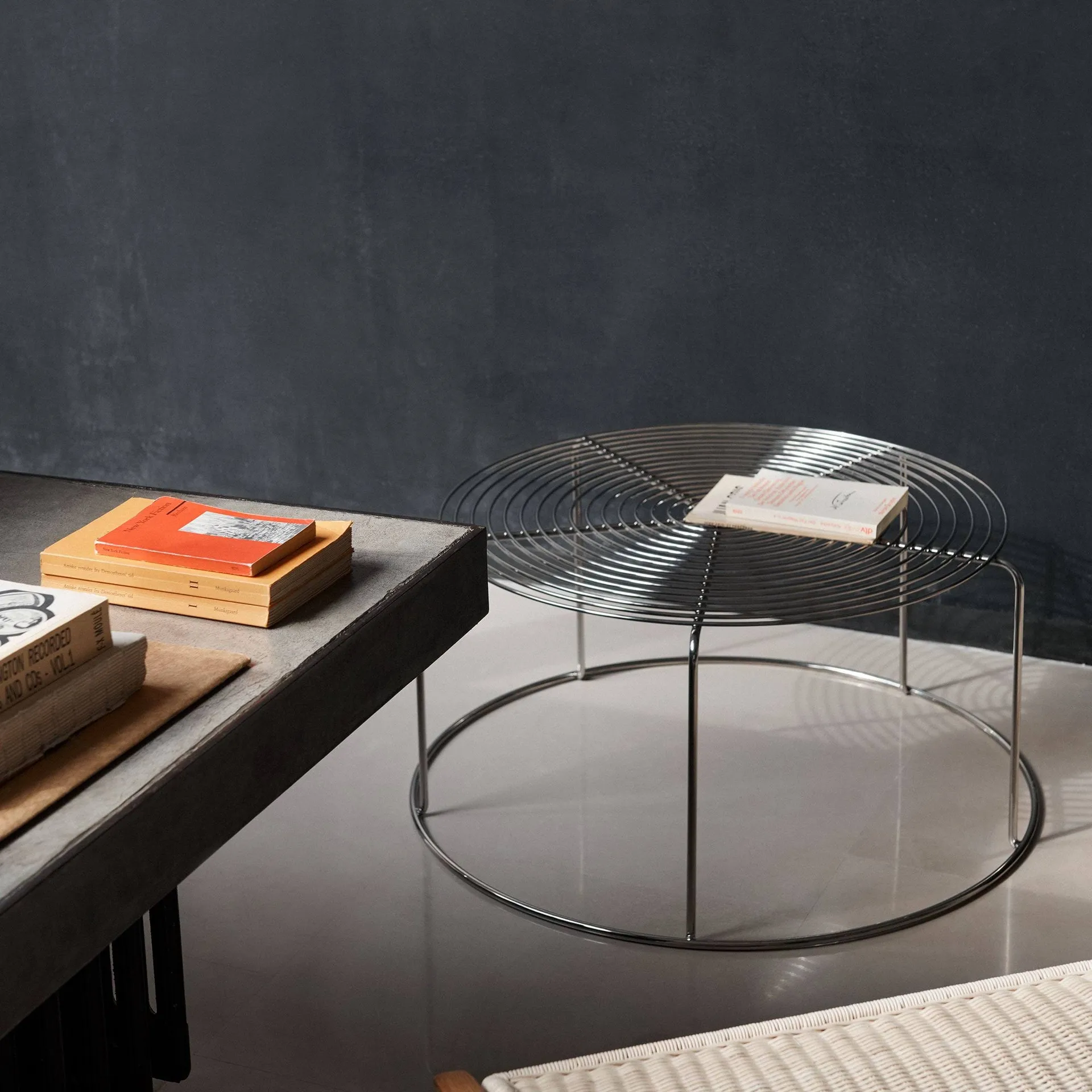 Table basse Wire VP17, Acier inoxydable, Ø74x36 cm &Tradition